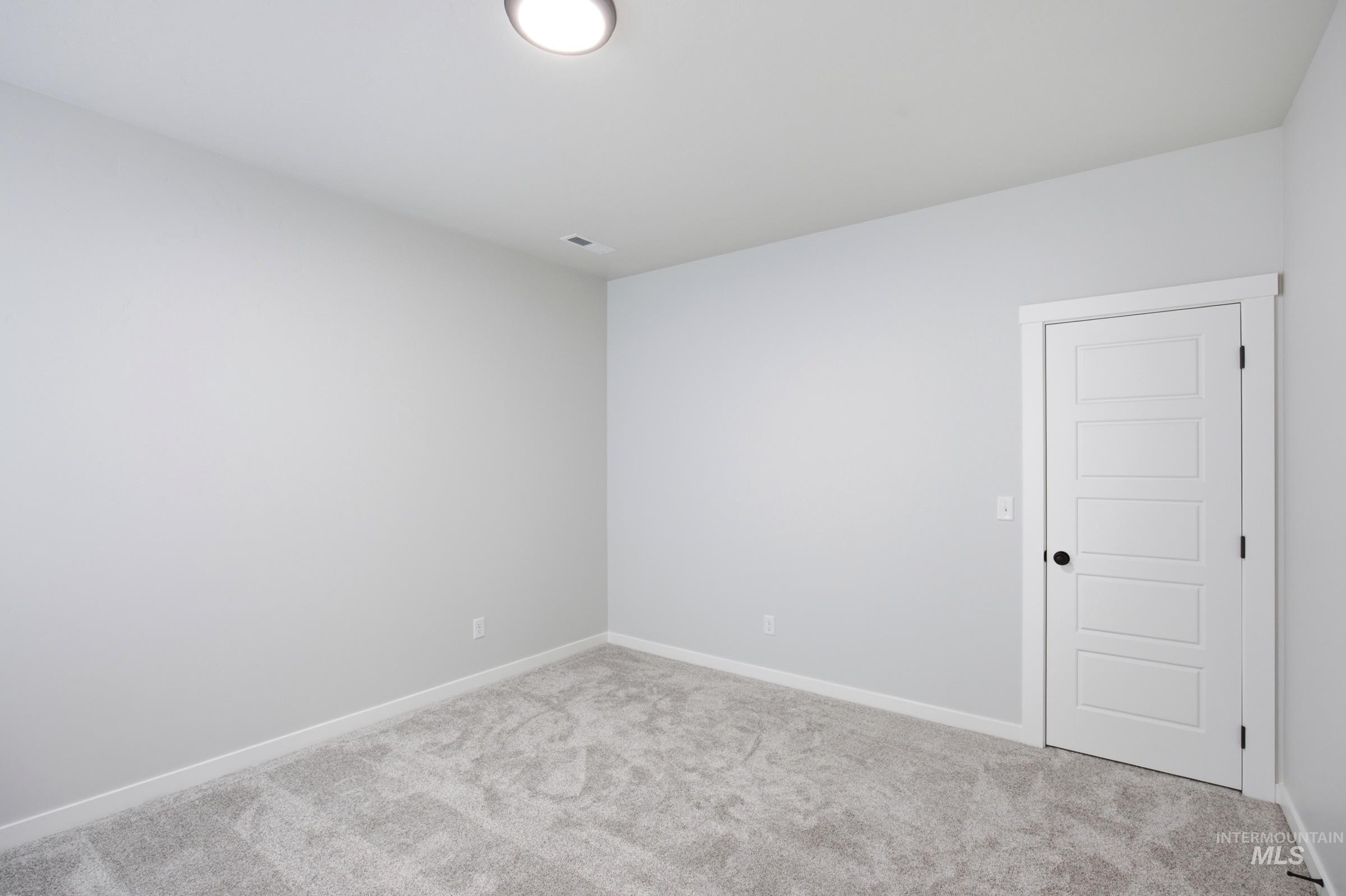 1015 E Crab Springs St, Nampa, Idaho 83686, 4 Bedrooms, 2.5 Bathrooms, Residential For Sale, Price $552,990, 99001381