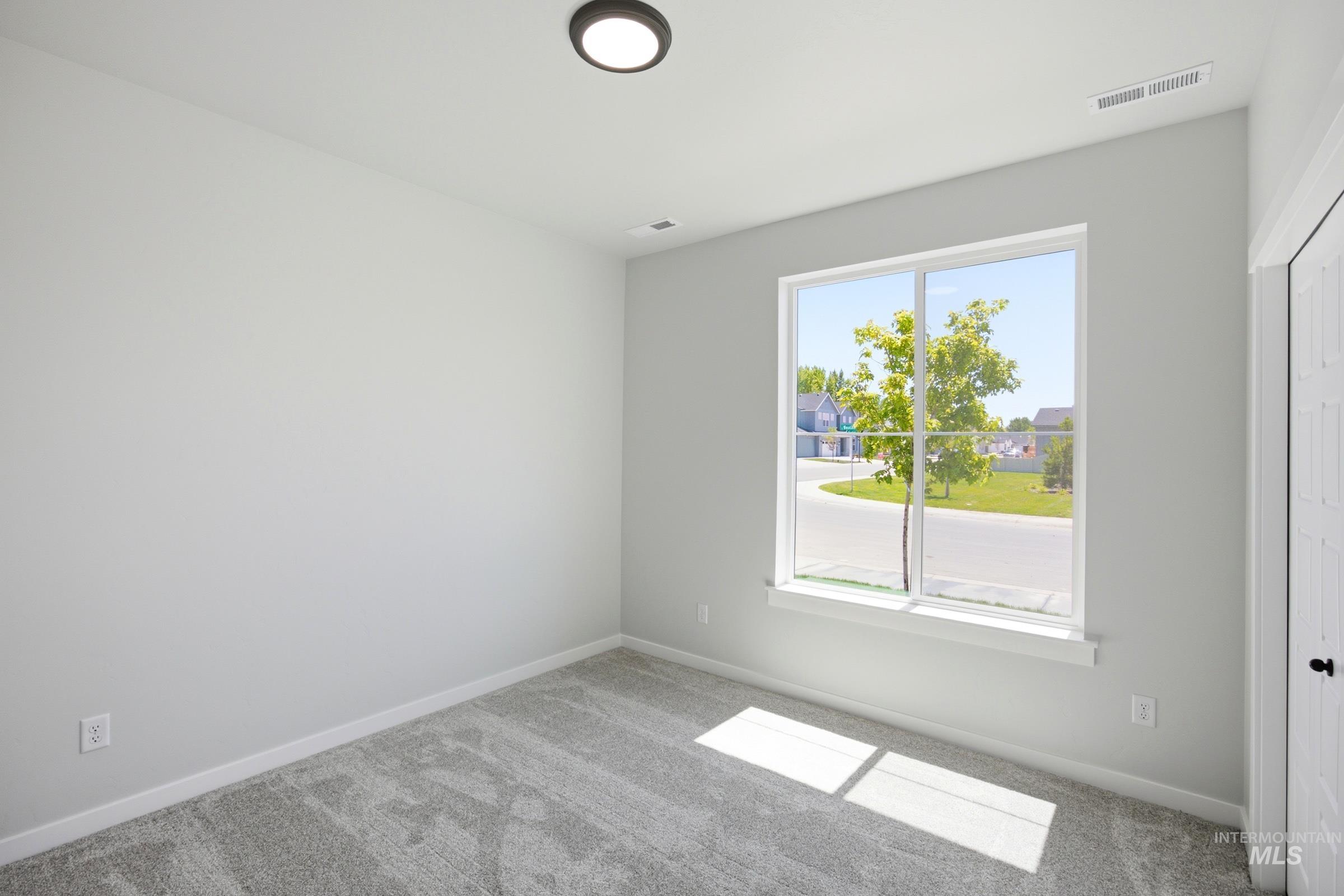 1015 E Crab Springs St, Nampa, Idaho 83686, 4 Bedrooms, 2.5 Bathrooms, Residential For Sale, Price $552,990, 99001381