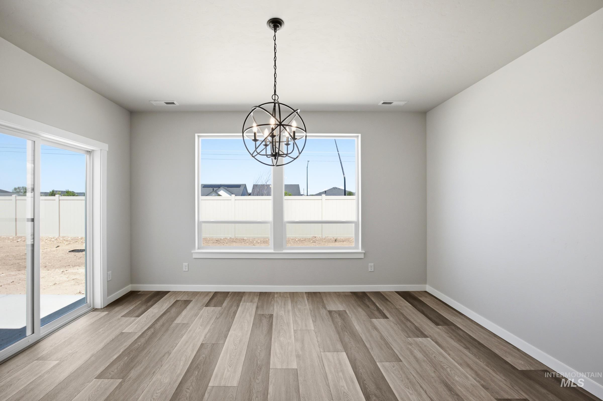 1015 E Crab Springs St, Nampa, Idaho 83686, 4 Bedrooms, 2.5 Bathrooms, Residential For Sale, Price $552,990, 99001381