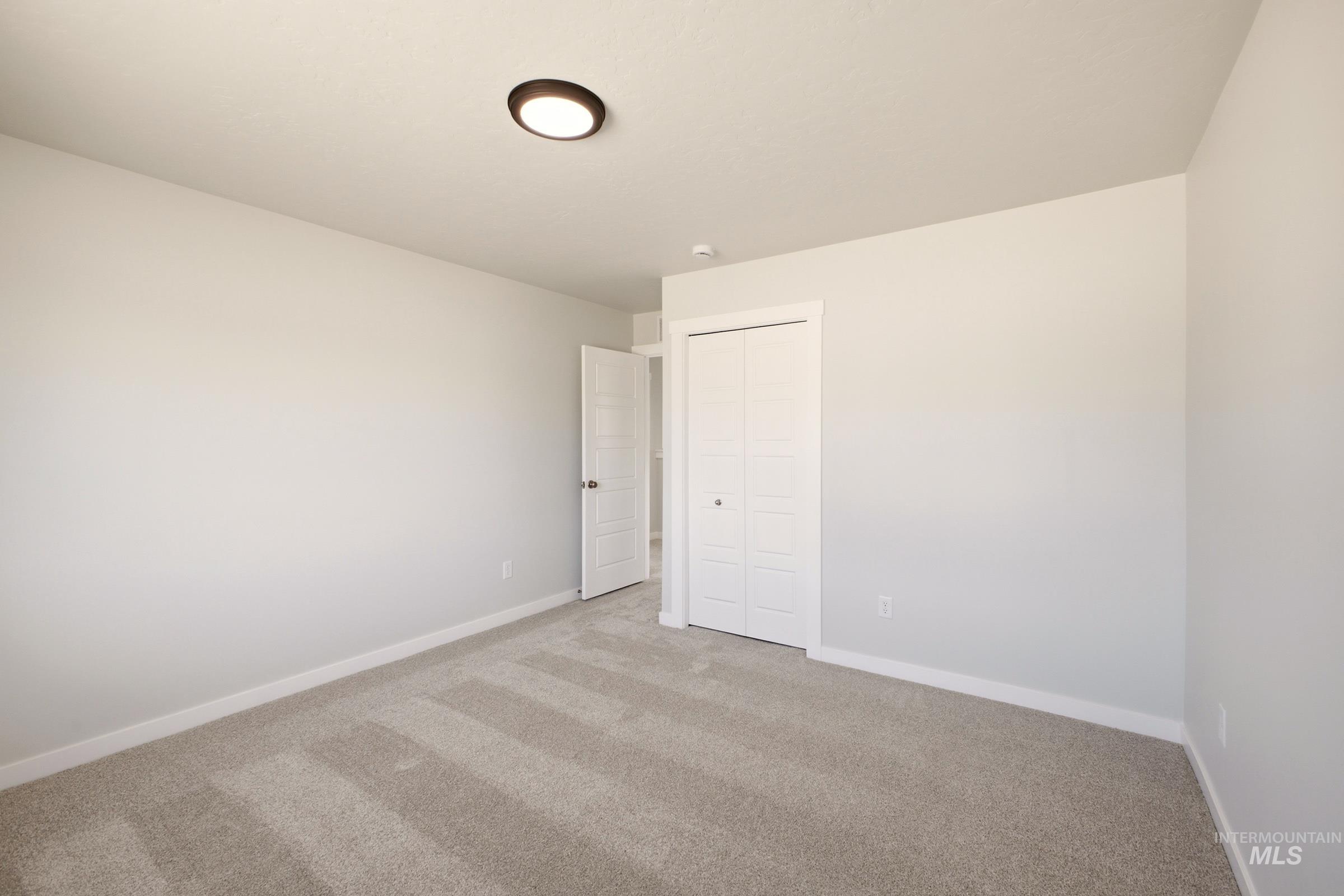 5319 S Edgecomb Way, Nampa, Idaho 83686, 5 Bedrooms, 2.5 Bathrooms, Residential For Sale, Price $559,990,MLS 99001386