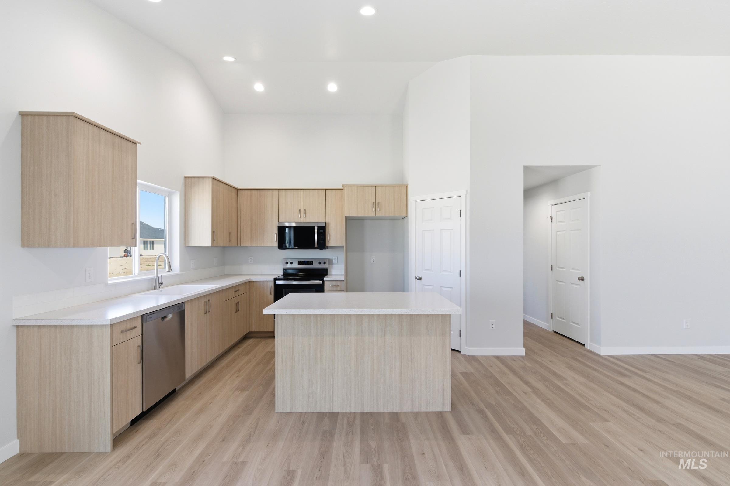 4504 S Amsterdam Ave, Nampa, Idaho 83686, 4 Bedrooms, 2 Bathrooms, Residential For Sale, Price $409,990, 99001387