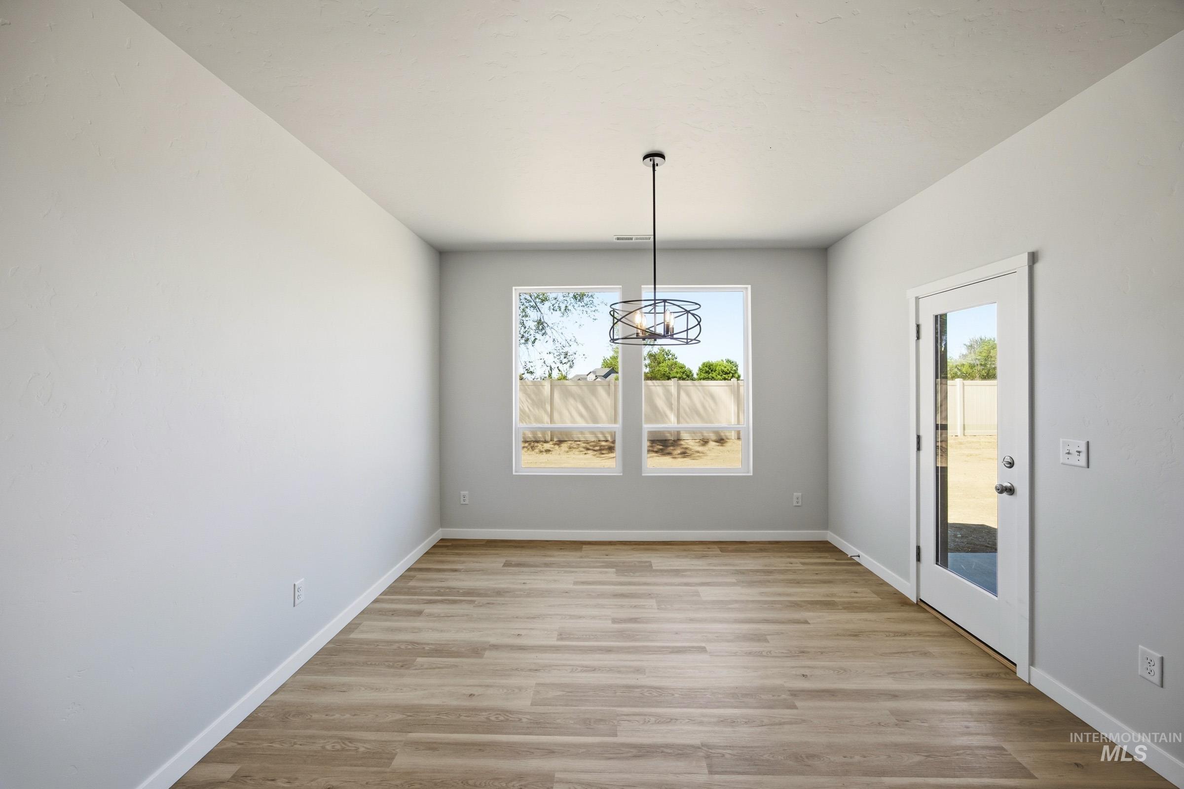 16944 Churn Ave, Caldwell, Idaho 83607, 4 Bedrooms, 2 Bathrooms, Residential For Sale, Price $539,990, 99001388
