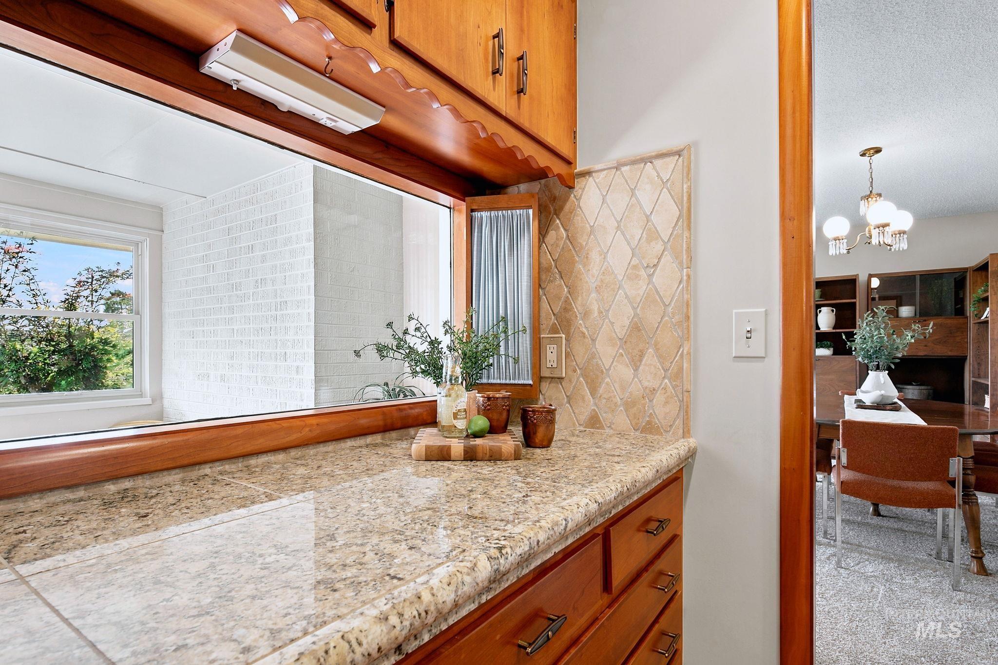 619 Fairway Dr, Caldwell, Idaho 83605, 2 Bedrooms, 2.5 Bathrooms, Residential For Sale, Price $699,000, 99001390