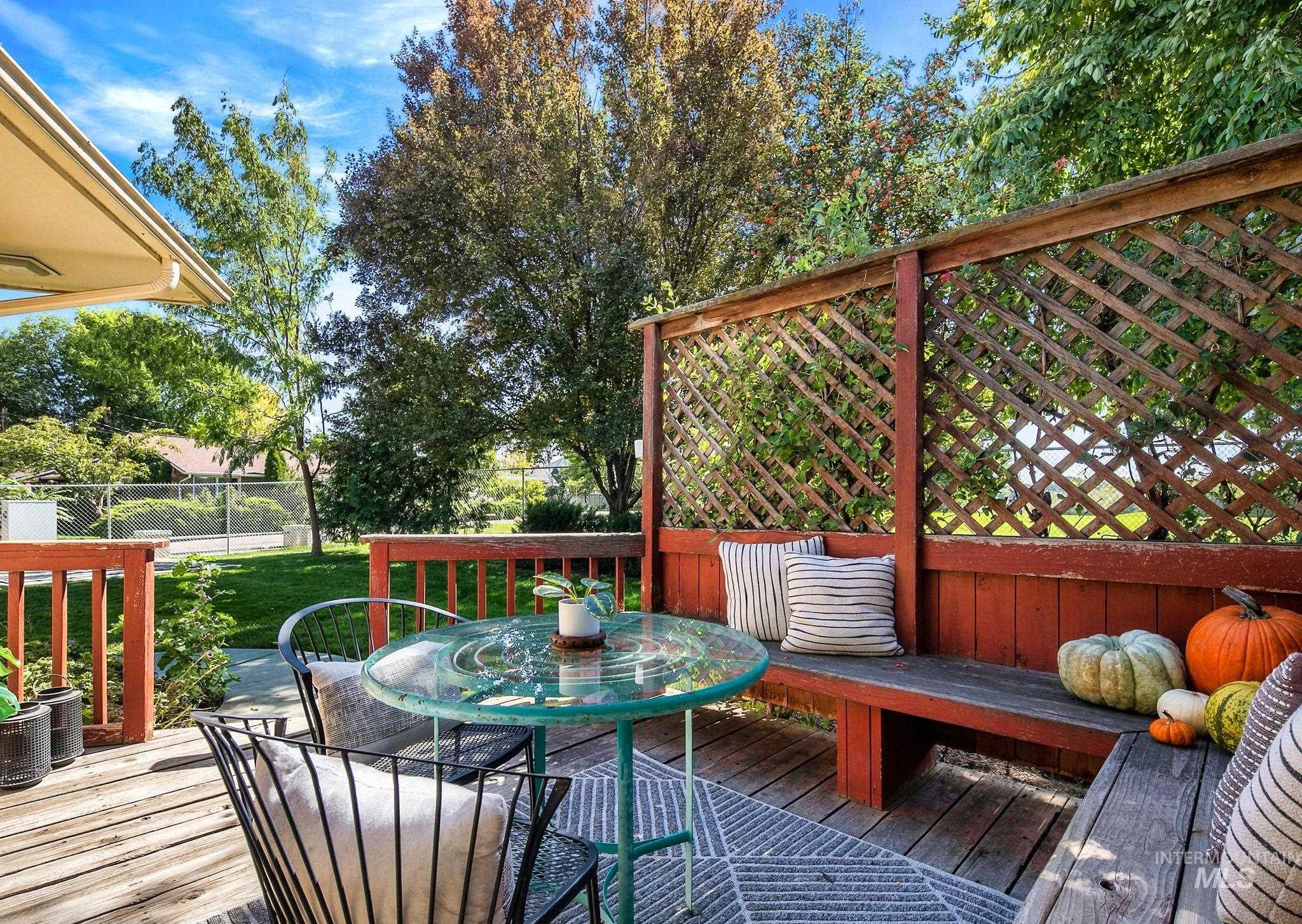 619 Fairway Dr, Caldwell, Idaho 83605, 2 Bedrooms, 2.5 Bathrooms, Residential For Sale, Price $699,000, 99001390