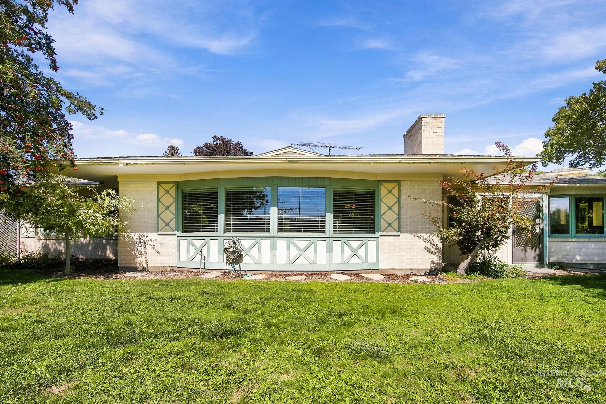 619 Fairway Dr, Caldwell, Idaho 83605, 2 Bedrooms, 2.5 Bathrooms, Residential For Sale, Price $699,000, 99001390