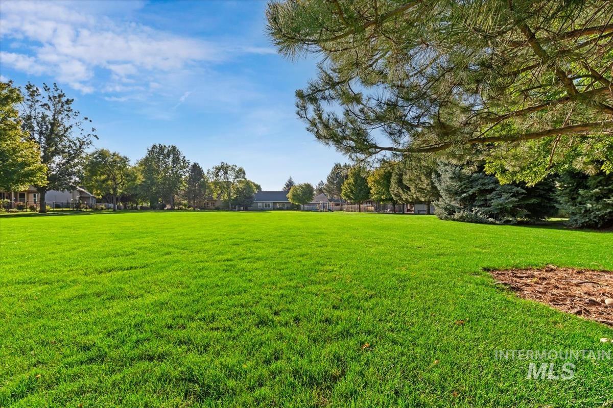 2179 E Trail Blazer, Meridian, Idaho 83642, 4 Bedrooms, 3 Bathrooms, Residential For Sale, Price $849,900, 99001391