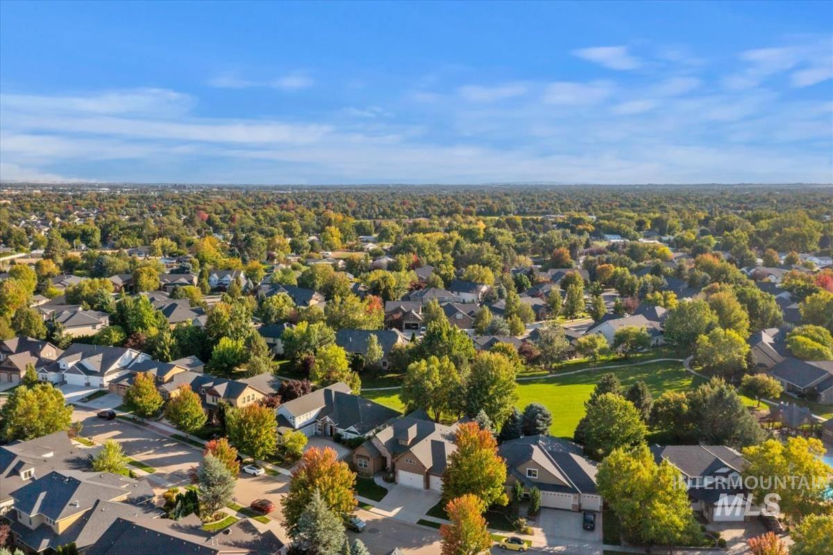 2179 E Trail Blazer, Meridian, Idaho 83642, 4 Bedrooms, 3 Bathrooms, Residential For Sale, Price $849,900, 99001391