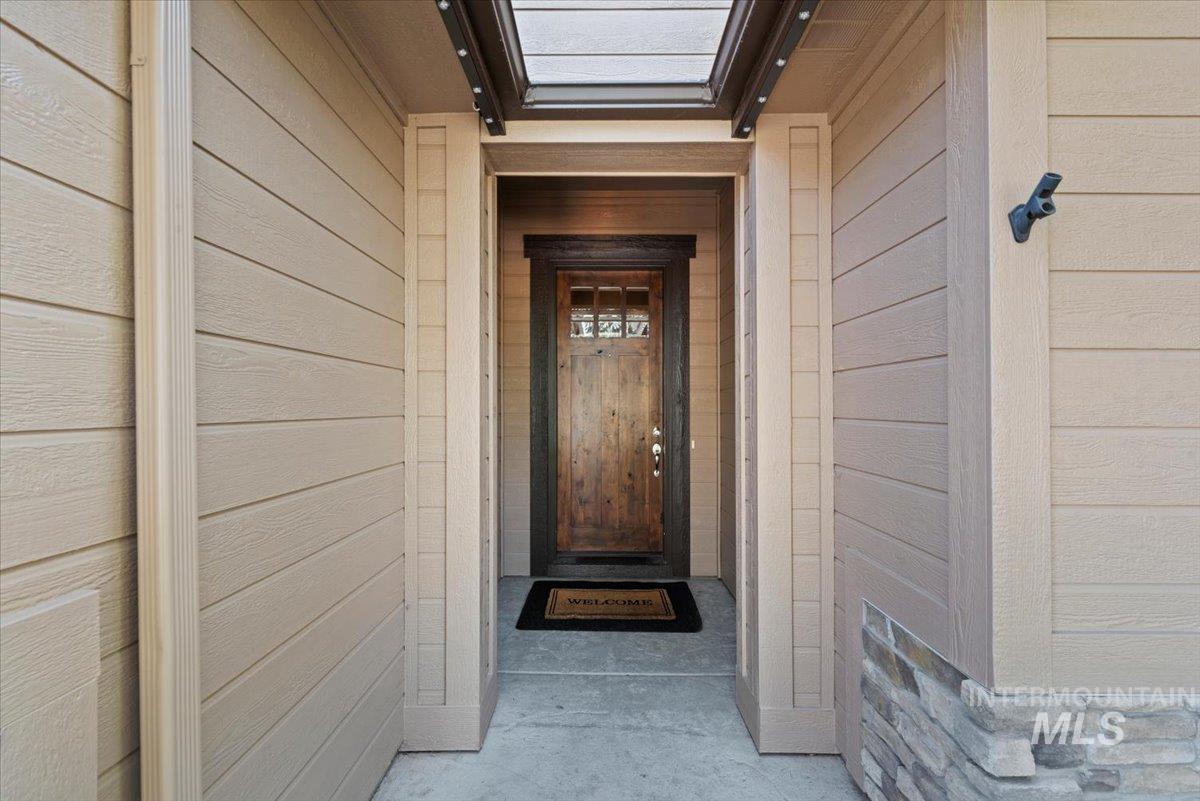 763 W Laughton Dr., Meridian, Idaho 83646, 4 Bedrooms, 2 Bathrooms, Residential For Sale, Price $615,000, 99001394