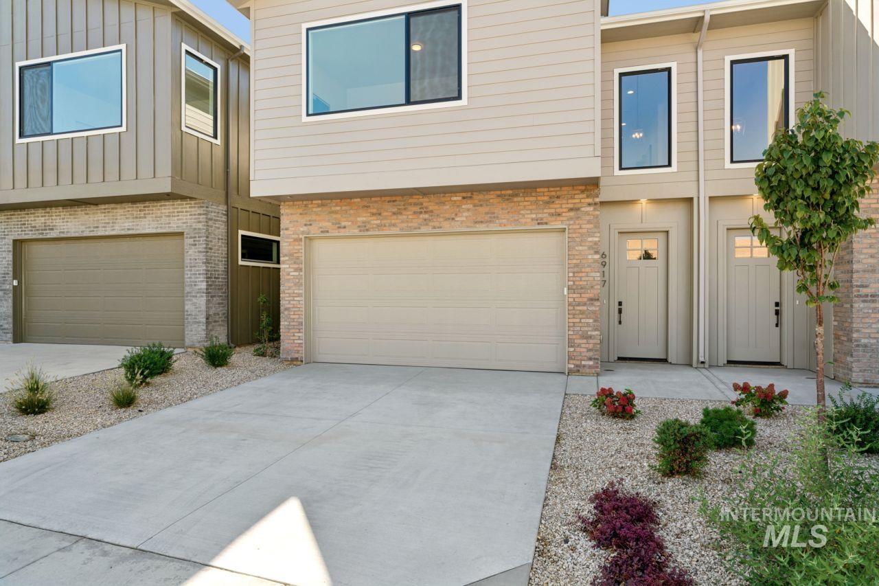 6917 E Bonsall St, Boise, Idaho 83716, 3 Bedrooms, 2.5 Bathrooms, Residential For Sale, Price $646,775, 99001396