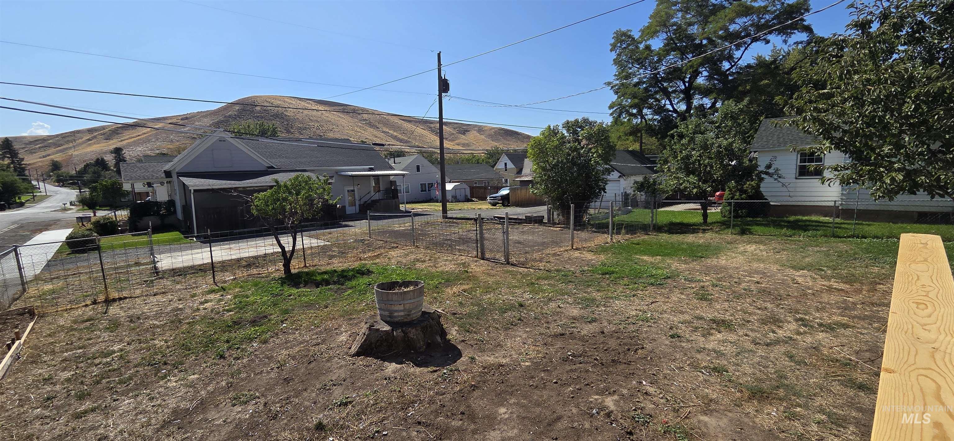 1490 Main, Pomeroy, Washington 99347, 3 Bedrooms, 1.5 Bathrooms, Residential For Sale, Price $234,900, 99001400