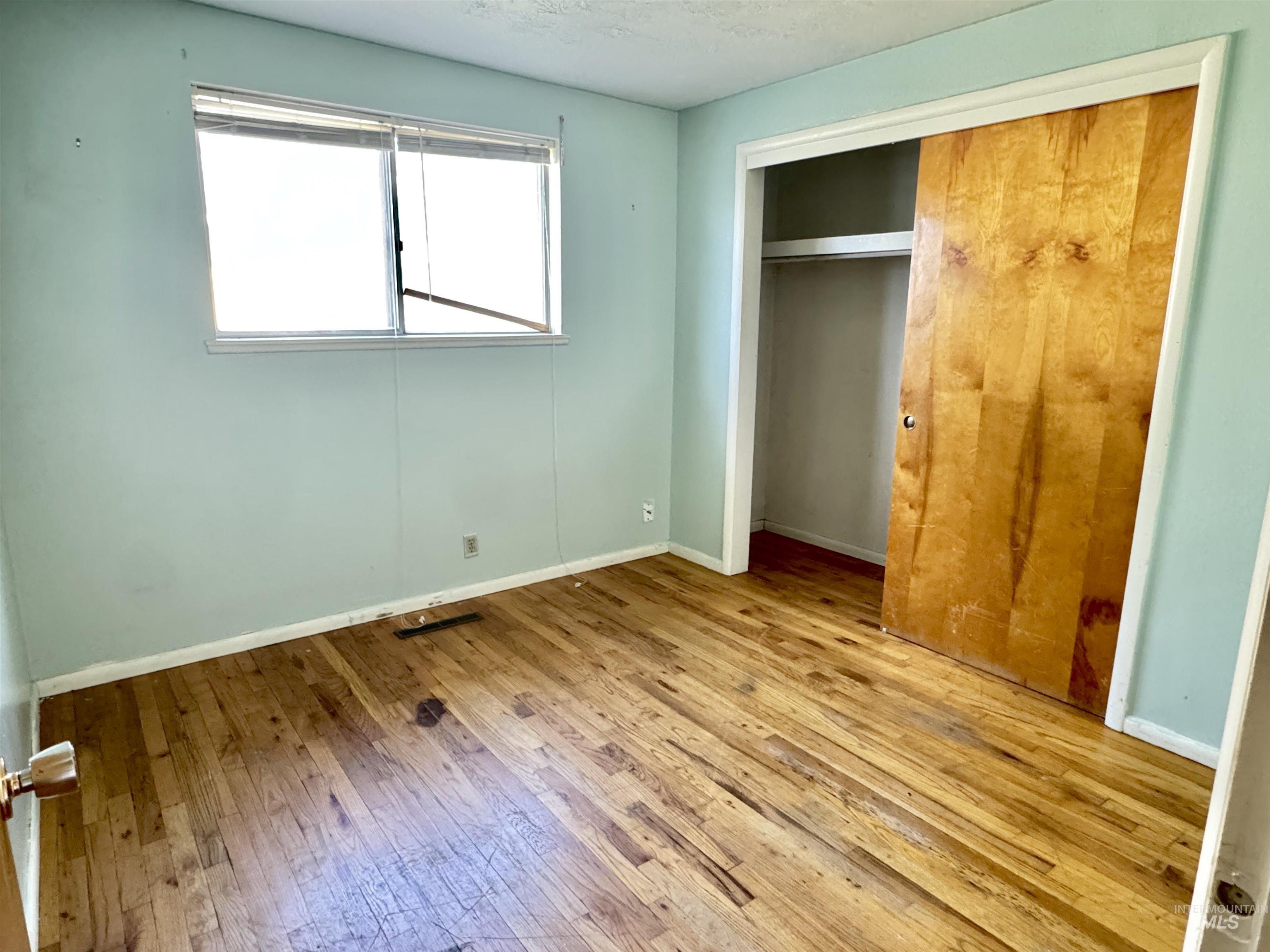 1512 10th St S, Nampa, Idaho 83651, 2 Bedrooms, 1 Bathroom, Residential For Sale, Price $261,900,MLS 99001401