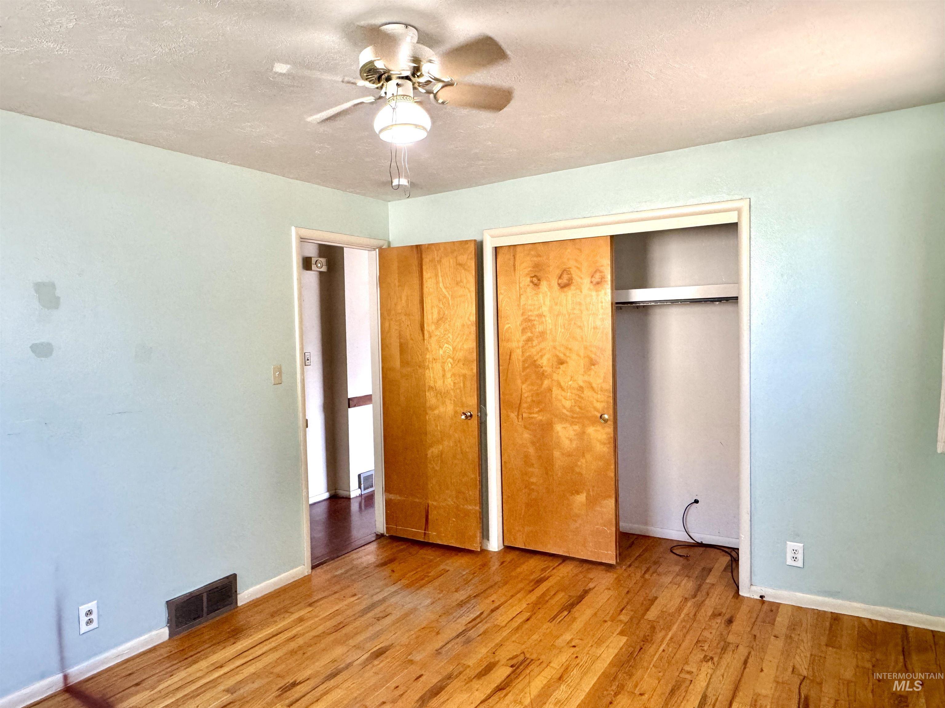 1512 10th St S, Nampa, Idaho 83651, 2 Bedrooms, 1 Bathroom, Residential For Sale, Price $261,900,MLS 99001401