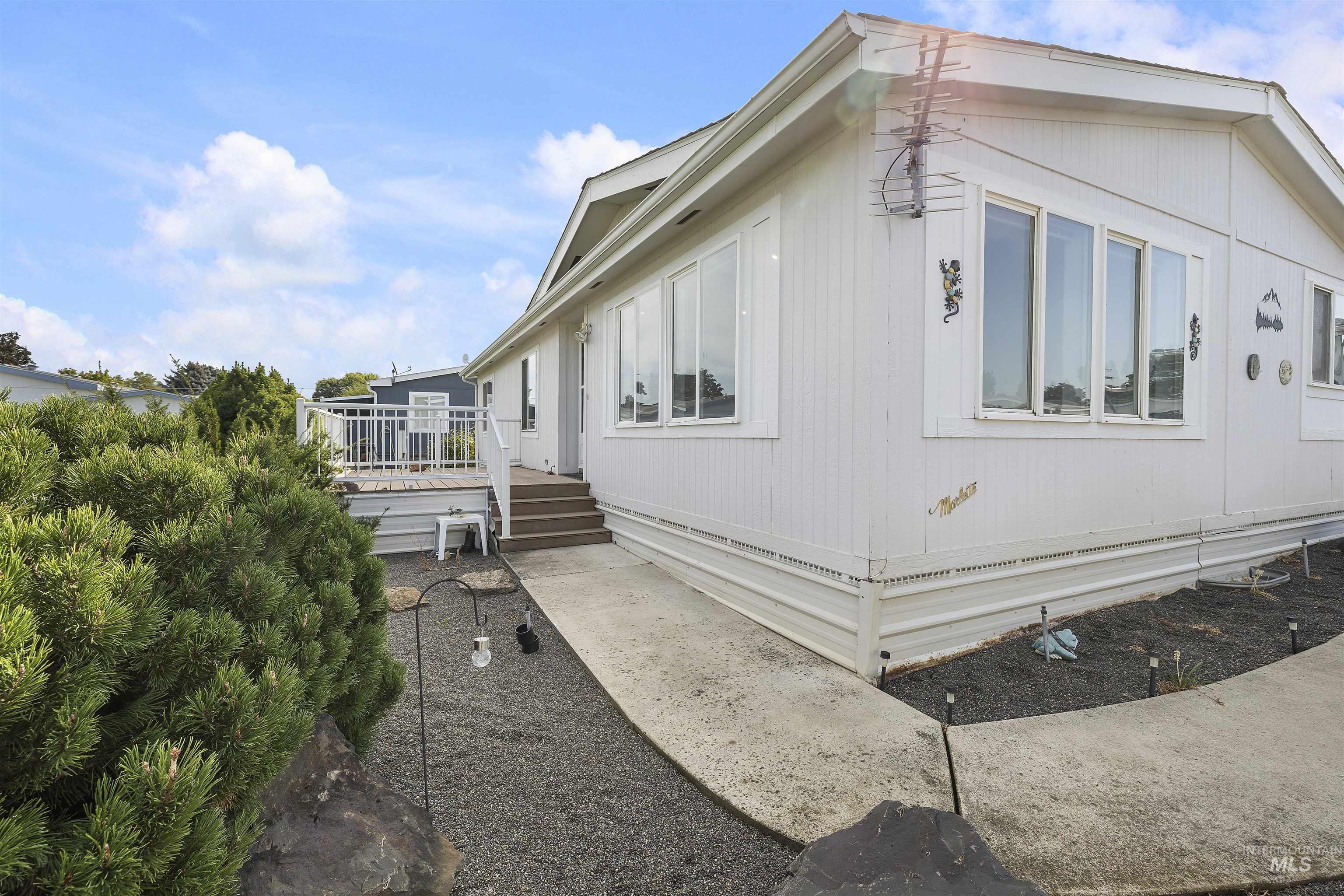 3610 15th Street, Lewiston, Idaho 83501, 3 Bedrooms, 2 Bathrooms, Residential For Sale, Price $155,000, 99001403