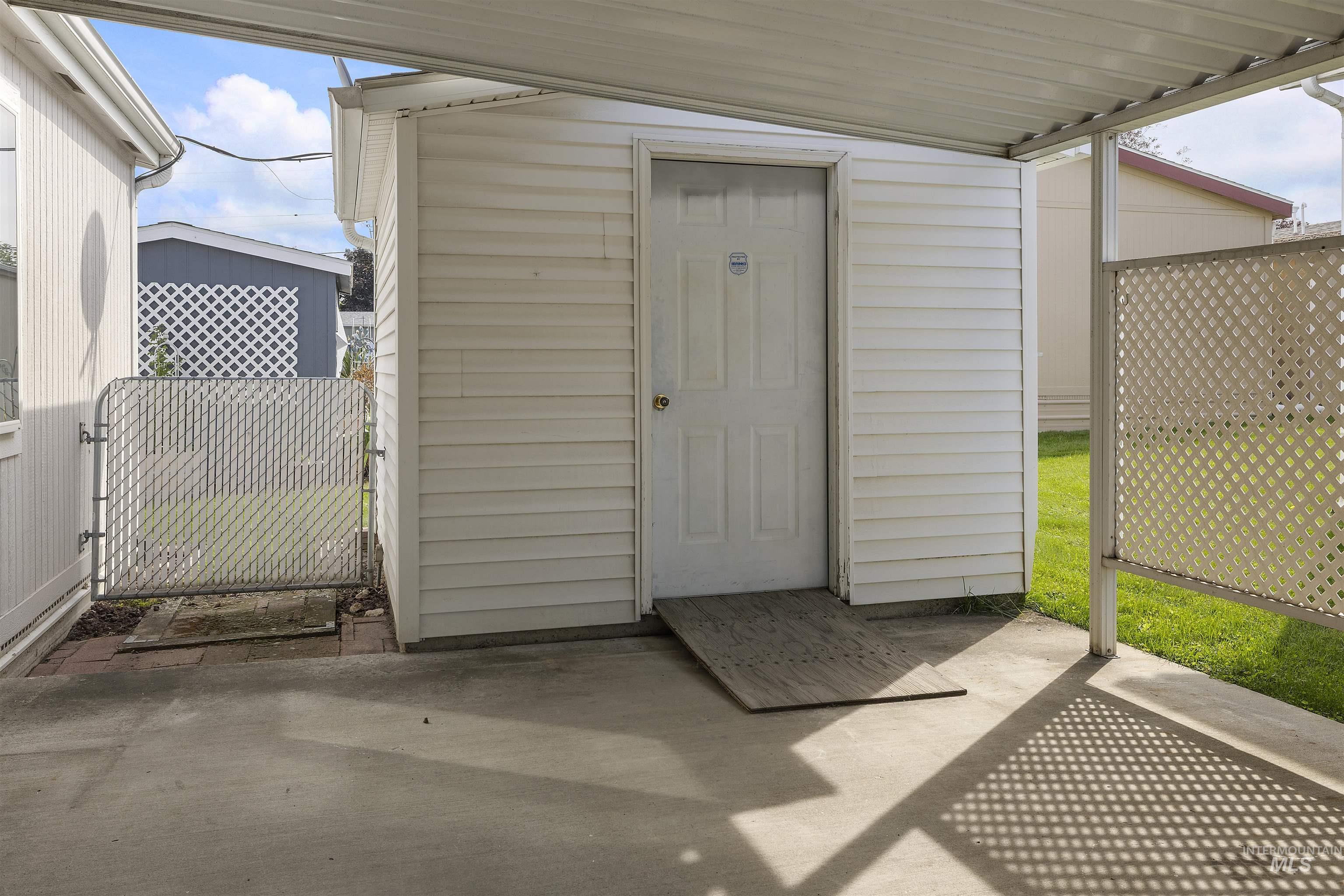 3610 15th Street, Lewiston, Idaho 83501, 3 Bedrooms, 2 Bathrooms, Residential For Sale, Price $155,000, 99001403