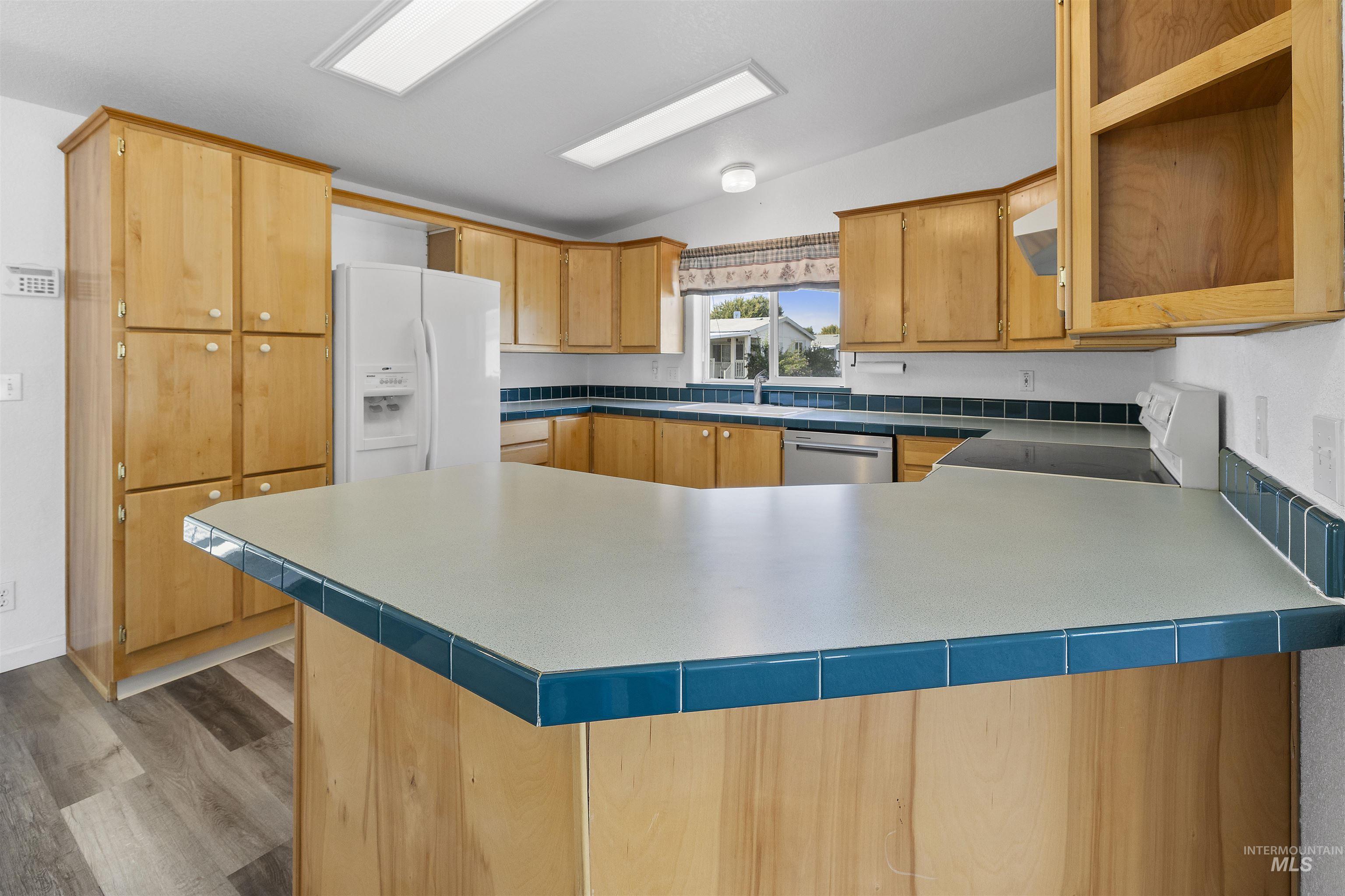 3610 15th Street, Lewiston, Idaho 83501, 3 Bedrooms, 2 Bathrooms, Residential For Sale, Price $155,000, 99001403