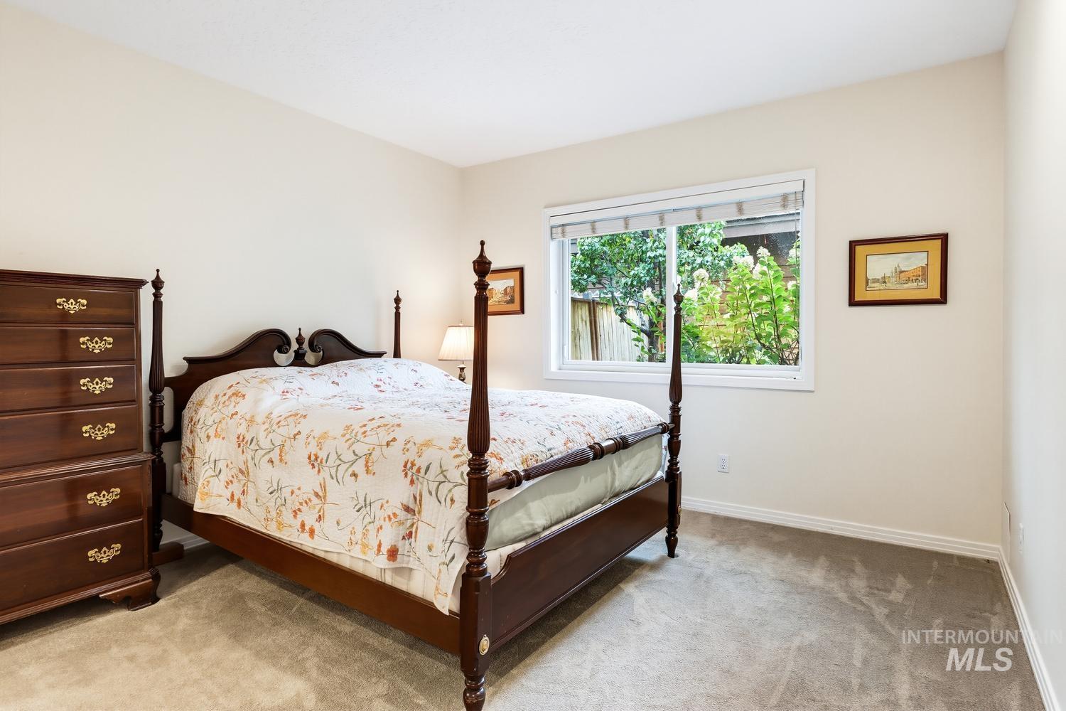 4854 Lakeview Place, Garden City, Idaho 83714, 3 Bedrooms, 2 Bathrooms, Residential For Sale, Price $475,000,MLS 99001404