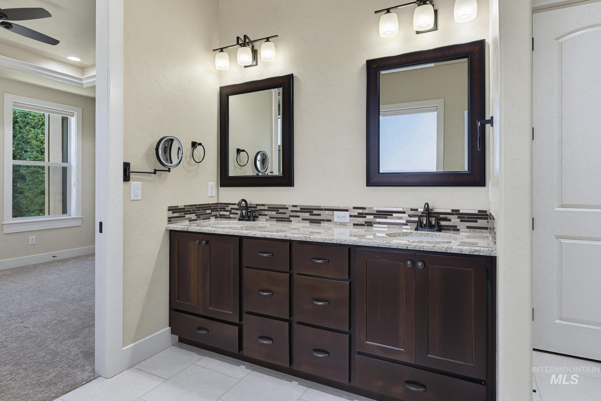 2172 N Fire Opal Ave, Kuna, Idaho 83634, 3 Bedrooms, 2 Bathrooms, Residential For Sale, Price $634,900,MLS 99001405