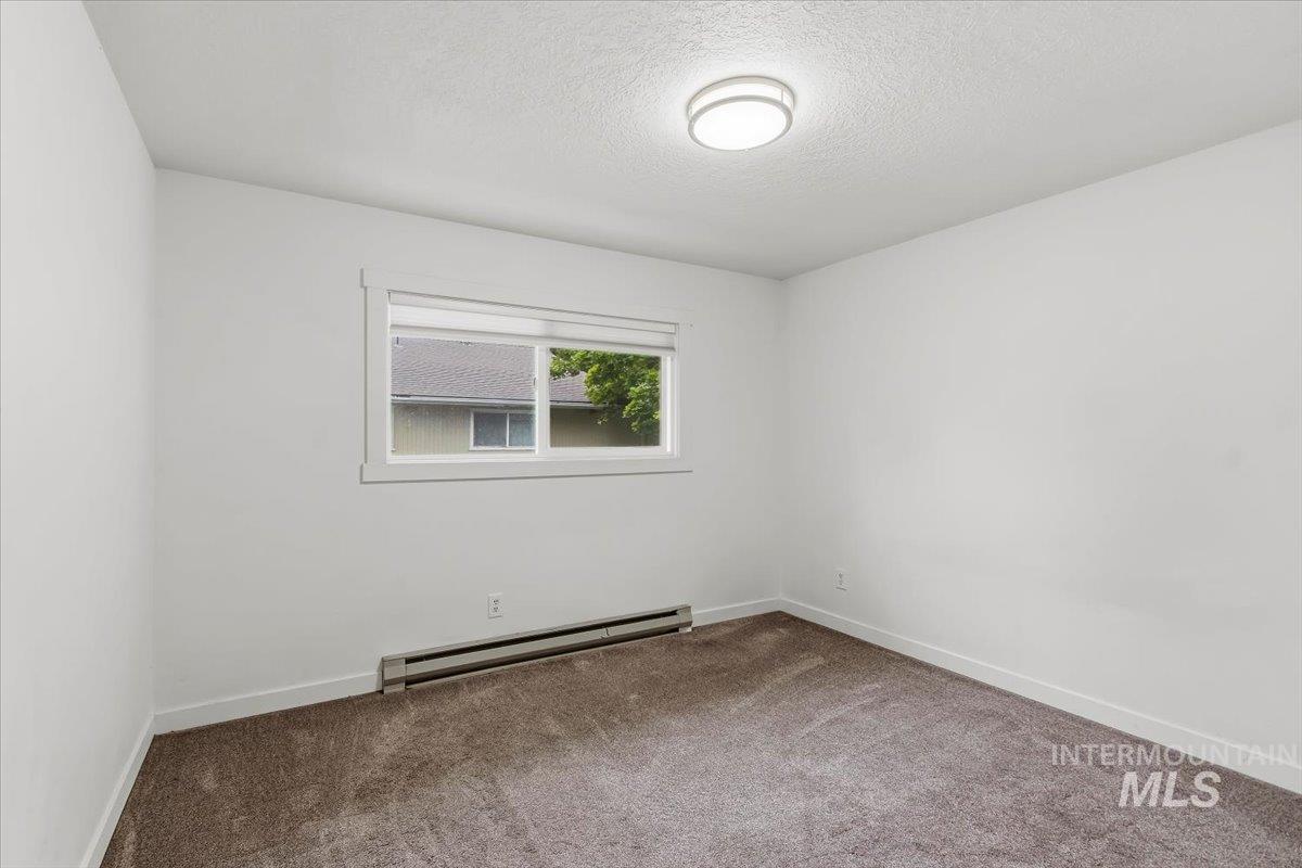 759 Meadows Dr #3, Twin Falls, Idaho 83301, 2 Bedrooms, 1.5 Bathrooms, Residential For Sale, Price $209,900,MLS 99001406