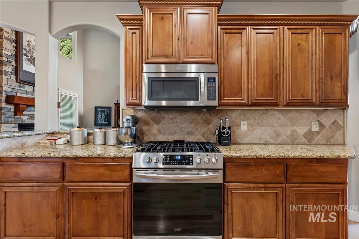 5897 N Maximus Way, Meridian, Idaho 83646, 5 Bedrooms, 2.5 Bathrooms, Residential For Sale, Price $800,000, 99001408