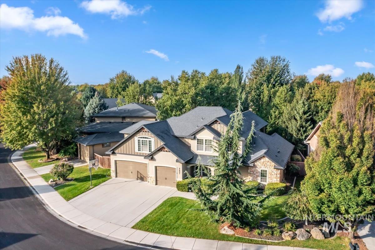 5897 N Maximus Way, Meridian, Idaho 83646, 5 Bedrooms, 2.5 Bathrooms, Residential For Sale, Price $800,000, 99001408