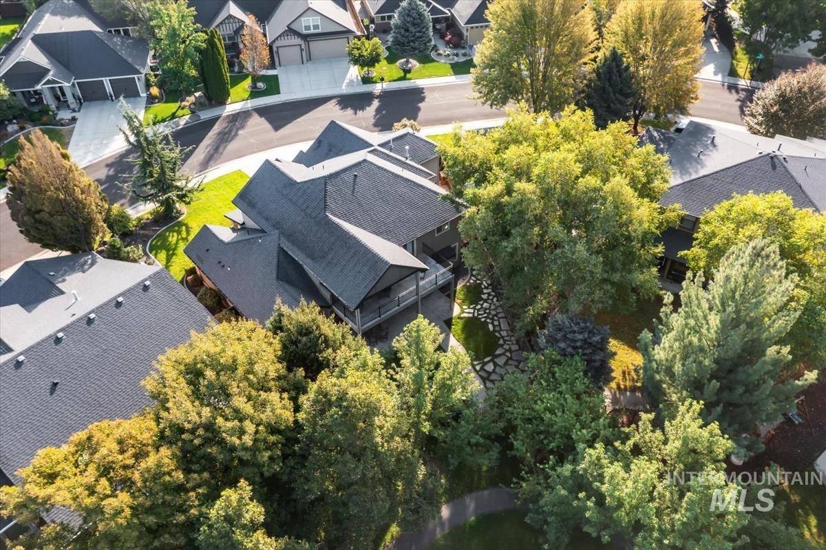 5897 N Maximus Way, Meridian, Idaho 83646, 5 Bedrooms, 2.5 Bathrooms, Residential For Sale, Price $800,000, 99001408