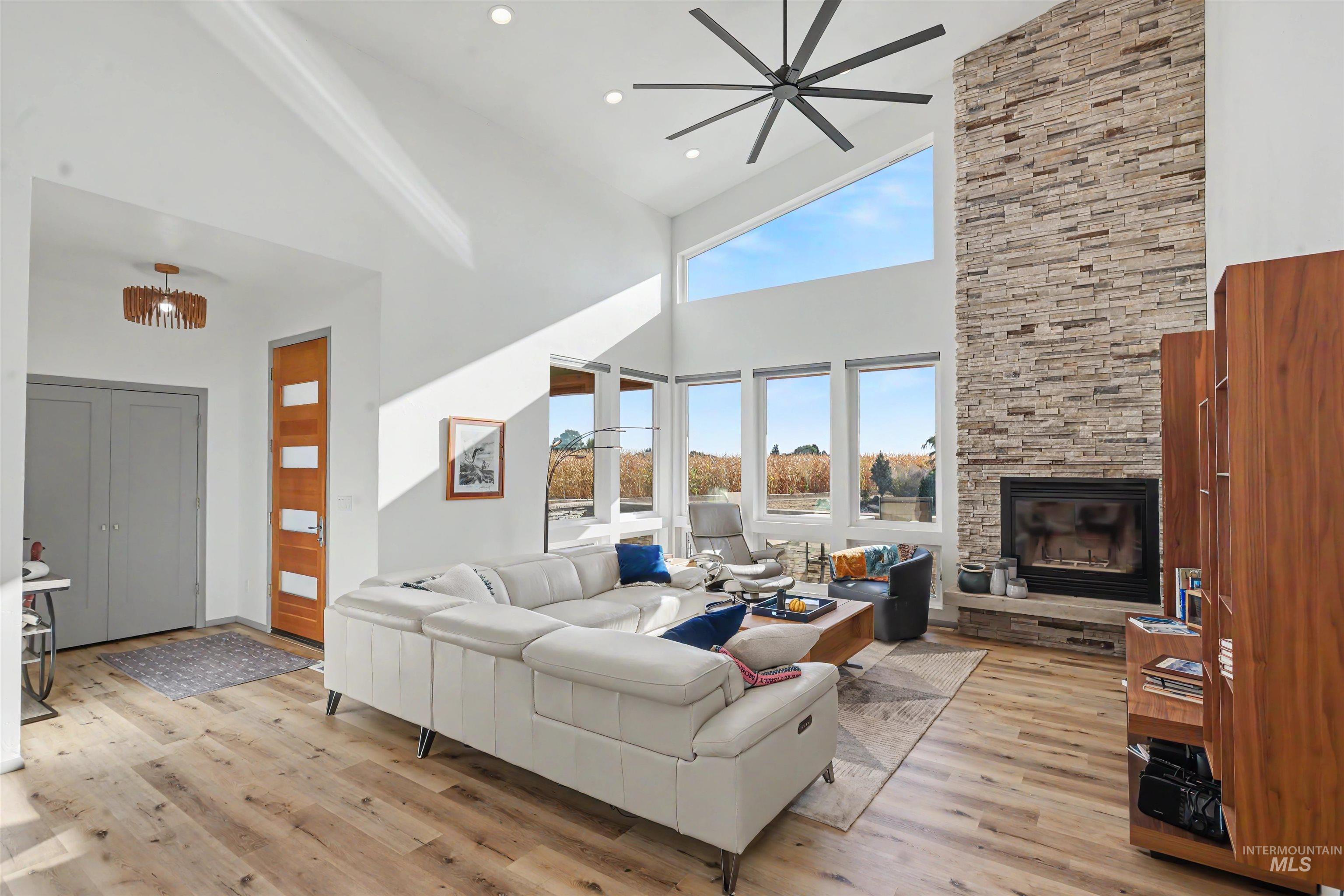 6657 S Whitley, Fruitland, Idaho 83619, 4 Bedrooms, 2 Bathrooms, Residential For Sale, Price $825,000, 99001411