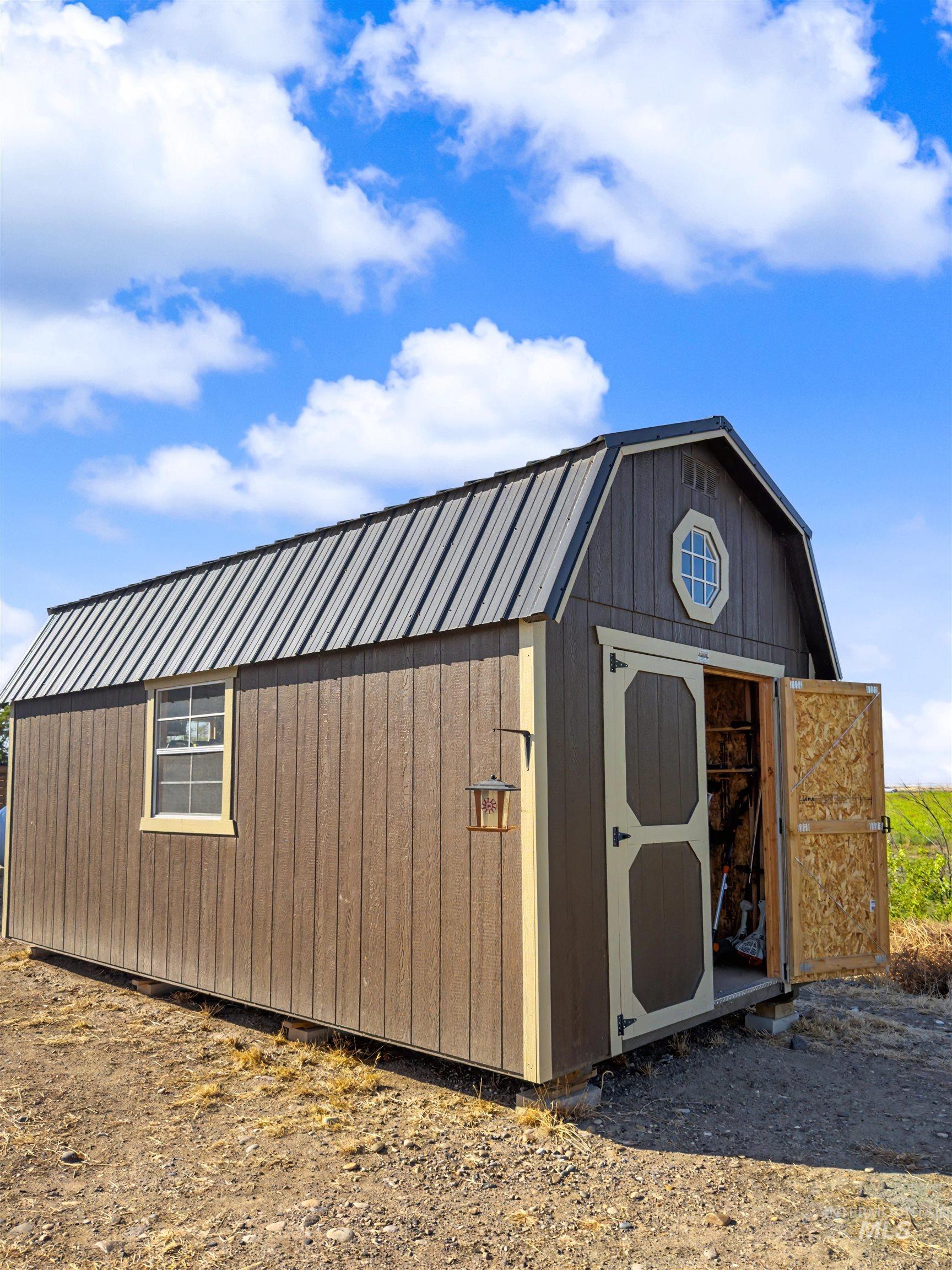 6657 S Whitley, Fruitland, Idaho 83619, 4 Bedrooms, 2 Bathrooms, Residential For Sale, Price $825,000, 99001411