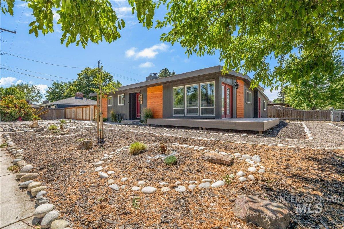 4301 W Camas St, Boise, Idaho 83705, 4 Bedrooms, 2 Bathrooms, Residential For Sale, Price $499,900,MLS 99001416