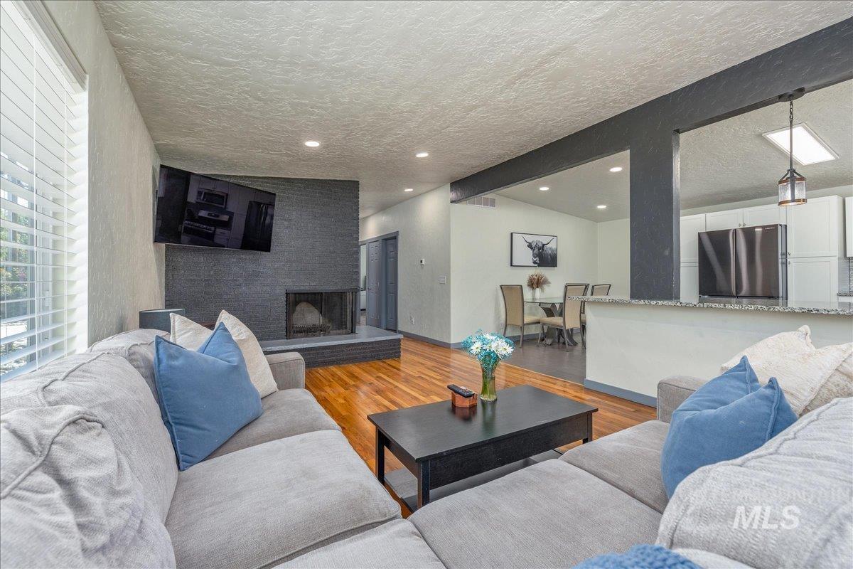 4301 W Camas St, Boise, Idaho 83705, 4 Bedrooms, 2 Bathrooms, Residential For Sale, Price $499,900,MLS 99001416