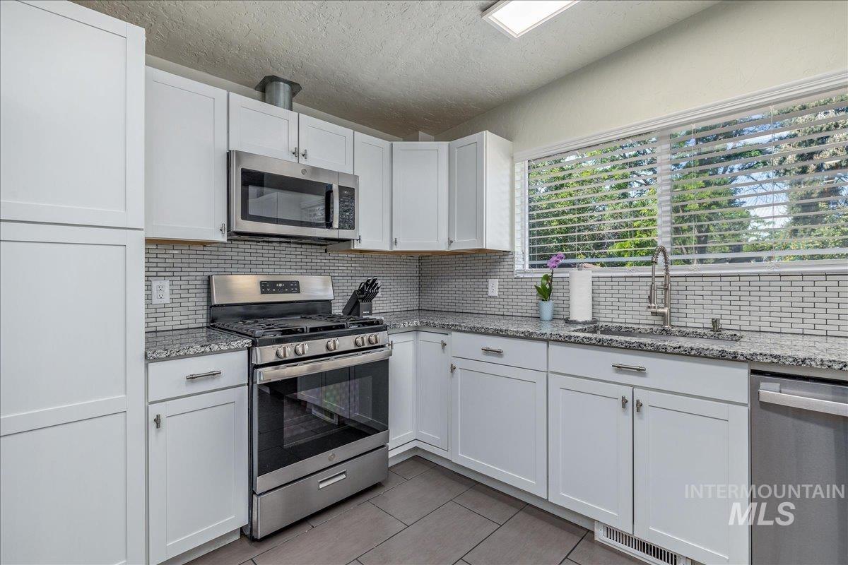 4301 W Camas St, Boise, Idaho 83705, 4 Bedrooms, 2 Bathrooms, Residential For Sale, Price $499,900,MLS 99001416