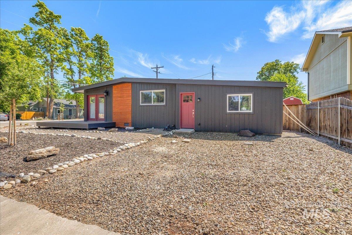 4301 W Camas St, Boise, Idaho 83705, 4 Bedrooms, 2 Bathrooms, Residential For Sale, Price $499,900,MLS 99001416