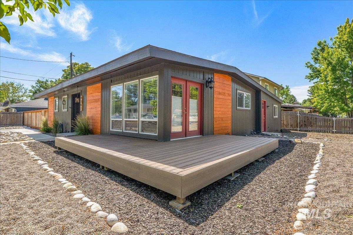 4301 W Camas St, Boise, Idaho 83705, 4 Bedrooms, 2 Bathrooms, Residential For Sale, Price $499,900,MLS 99001416