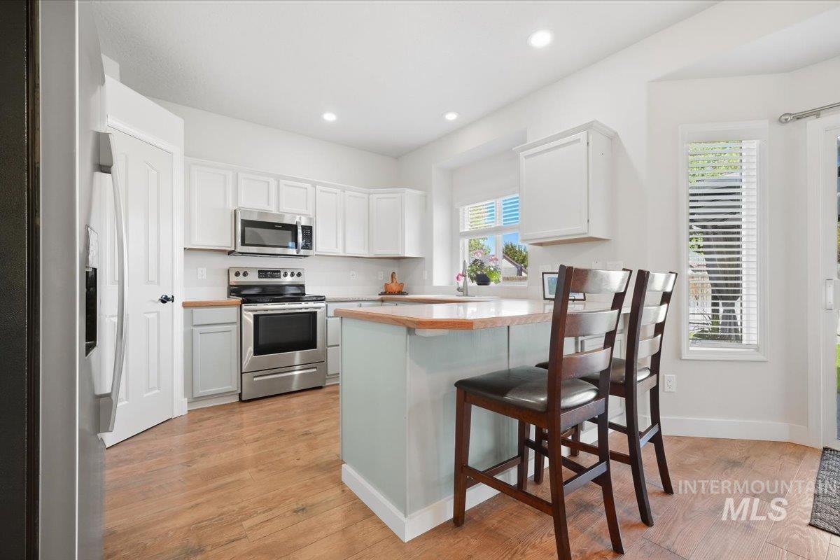 7515 E Nottingham, Nampa, Idaho 83687, 4 Bedrooms, 3 Bathrooms, Residential For Sale, Price $505,000,MLS 99001419