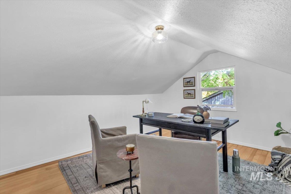 1704 N 31st St, Boise, Idaho 83703, 3 Bedrooms, 1 Bathroom, Residential For Sale, Price $564,900,MLS 99001420