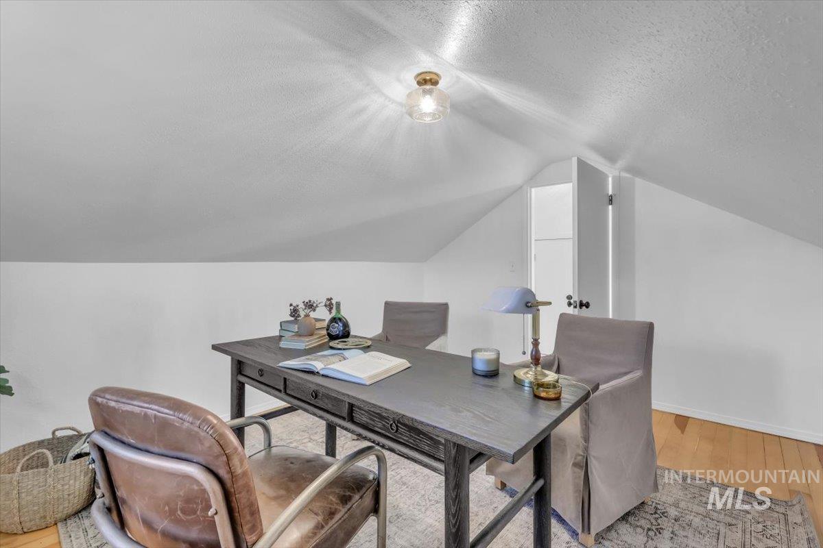 1704 N 31st St, Boise, Idaho 83703, 3 Bedrooms, 1 Bathroom, Residential For Sale, Price $564,900,MLS 99001420