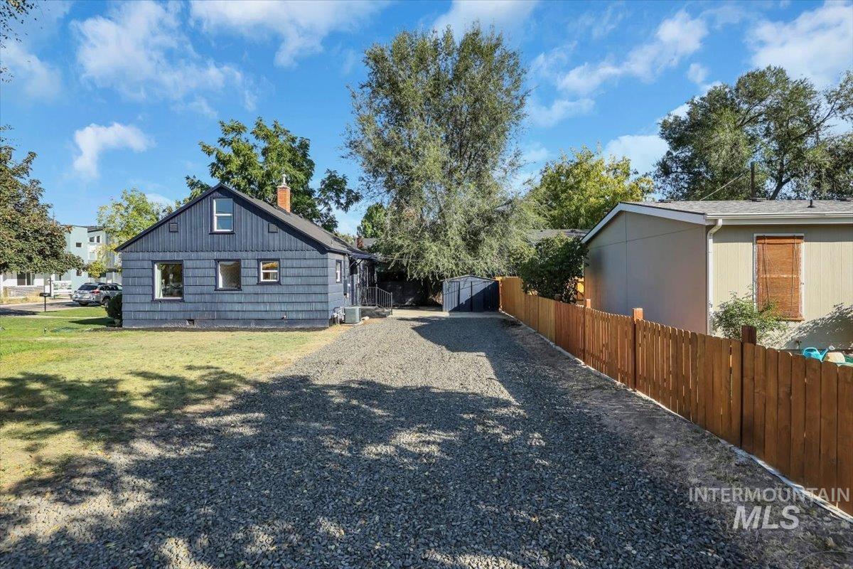 1704 N 31st St, Boise, Idaho 83703, 3 Bedrooms, 1 Bathroom, Residential For Sale, Price $564,900,MLS 99001420
