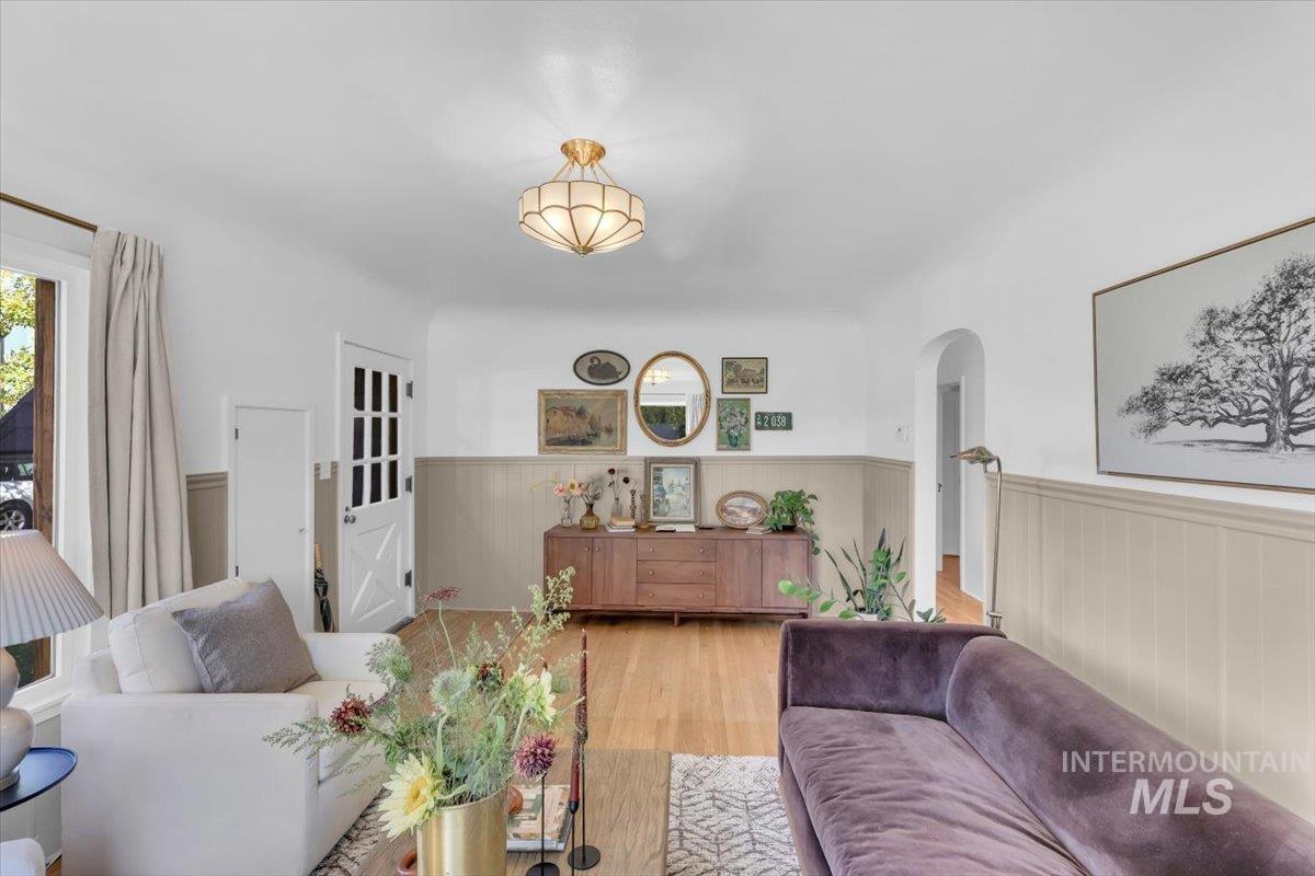 1704 N 31st St, Boise, Idaho 83703, 3 Bedrooms, 1 Bathroom, Residential For Sale, Price $564,900,MLS 99001420