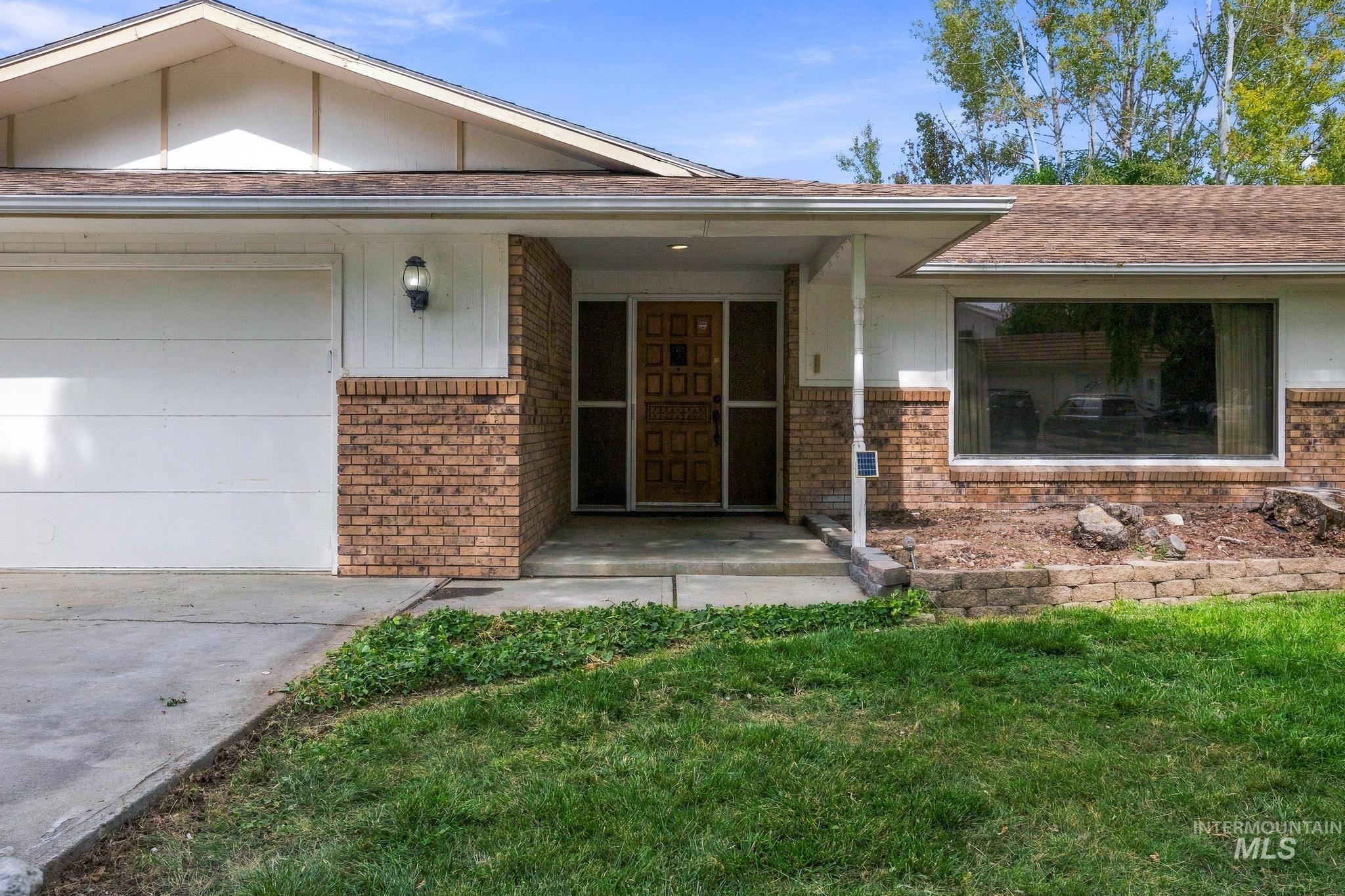 212 Hilldrop St, Caldwell, Idaho 83605, 3 Bedrooms, 2 Bathrooms, Residential For Sale, Price $449,900, 99001421
