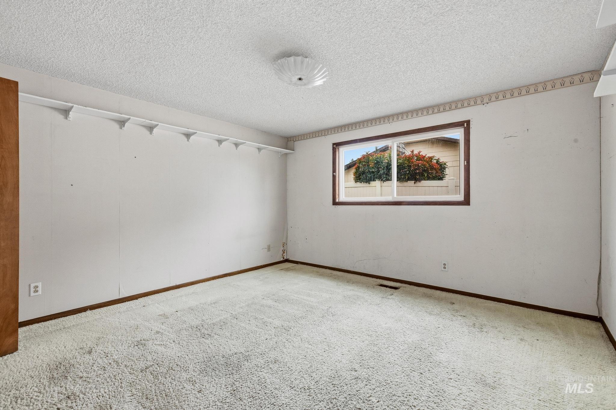 212 Hilldrop St, Caldwell, Idaho 83605, 3 Bedrooms, 2 Bathrooms, Residential For Sale, Price $449,900, 99001421