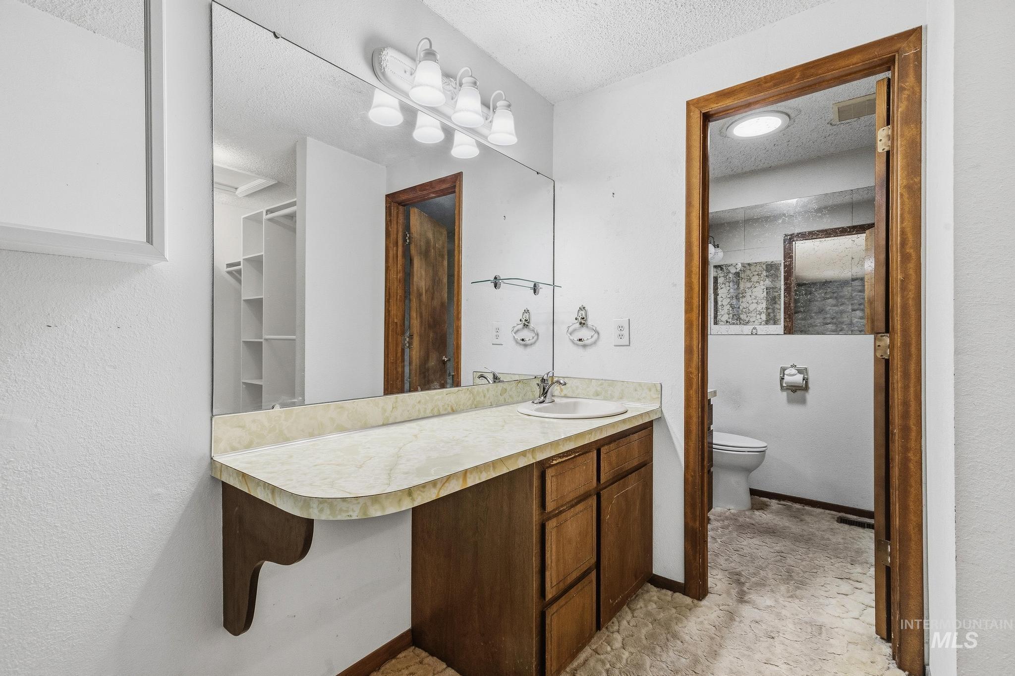 212 Hilldrop St, Caldwell, Idaho 83605, 3 Bedrooms, 2 Bathrooms, Residential For Sale, Price $449,900, 99001421