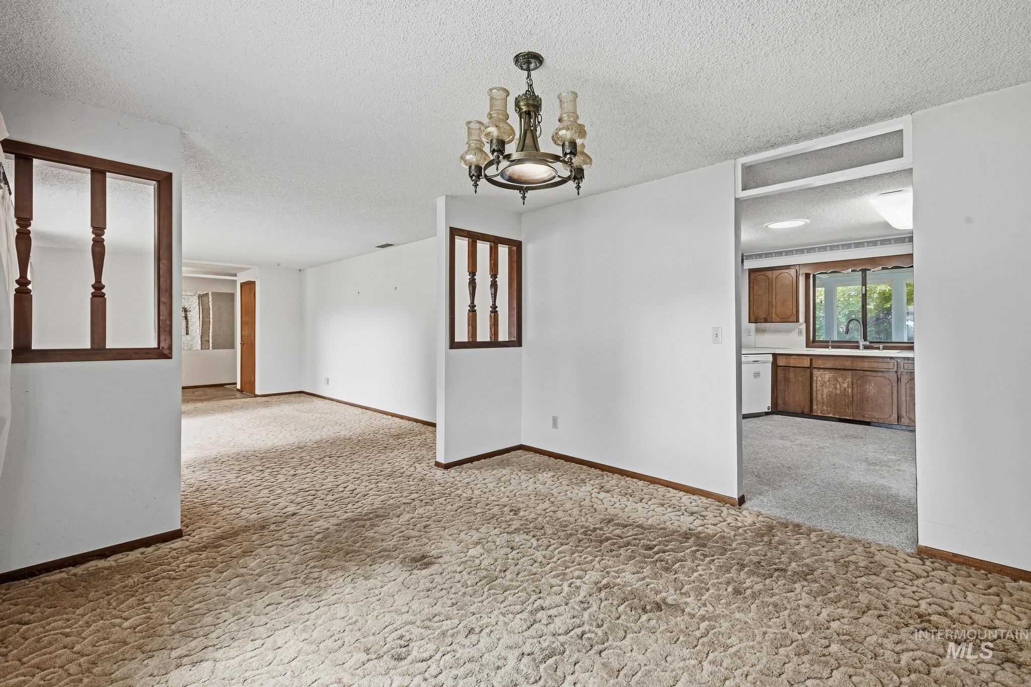 212 Hilldrop St, Caldwell, Idaho 83605, 3 Bedrooms, 2 Bathrooms, Residential For Sale, Price $449,900, 99001421