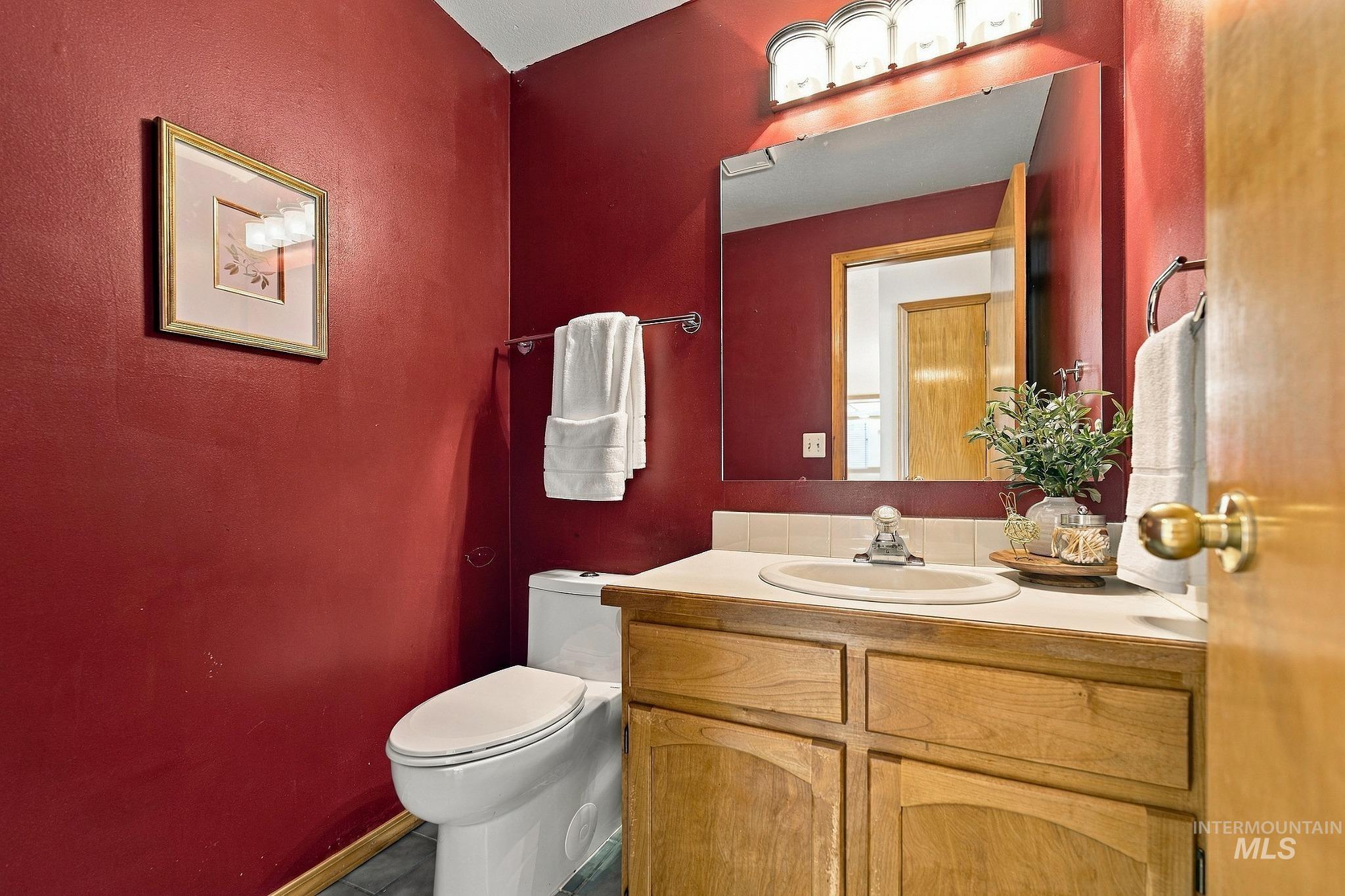 9622 W Glen Ellyn St., Boise, Idaho 83704, 2 Bedrooms, 2.5 Bathrooms, Residential For Sale, Price $417,000, 99001422