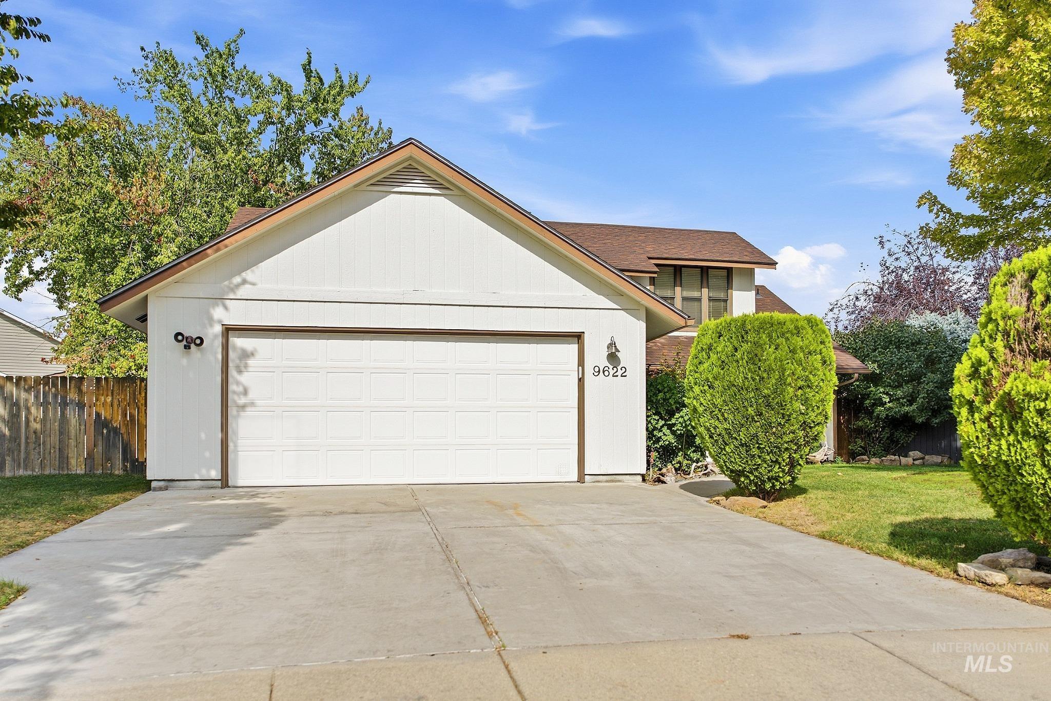 9622 W Glen Ellyn St., Boise, Idaho 83704, 2 Bedrooms, 2.5 Bathrooms, Residential For Sale, Price $417,000, 99001422