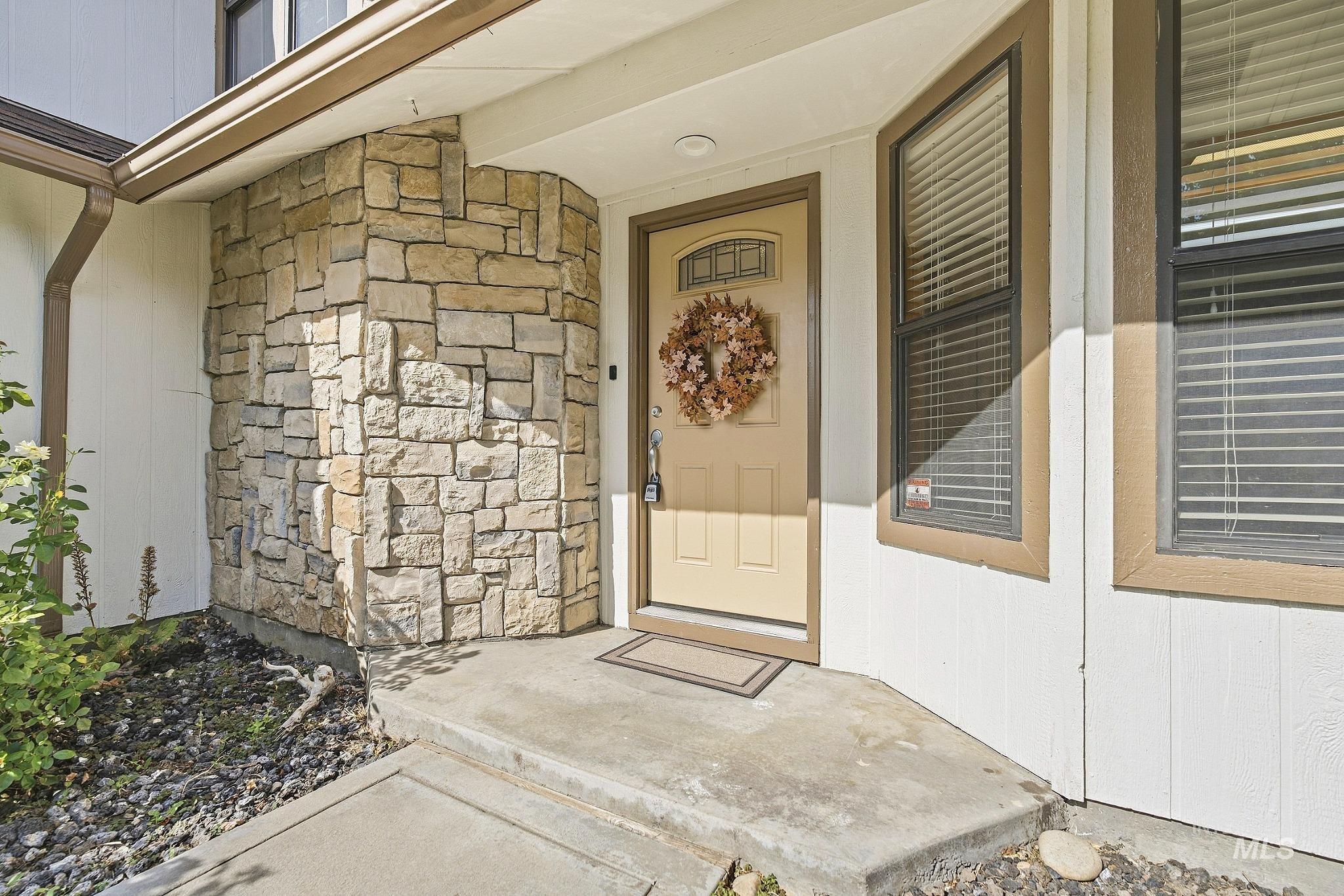 9622 W Glen Ellyn St., Boise, Idaho 83704, 2 Bedrooms, 2.5 Bathrooms, Residential For Sale, Price $417,000, 99001422