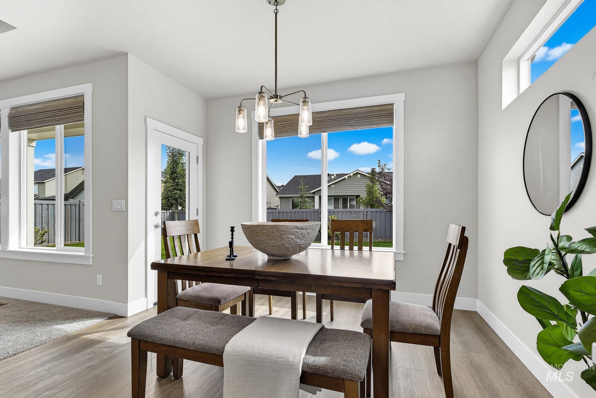 10455 Loneleaf Dr, Nampa, Idaho 83687, 3 Bedrooms, 2 Bathrooms, Residential For Sale, Price $515,000, 99001423
