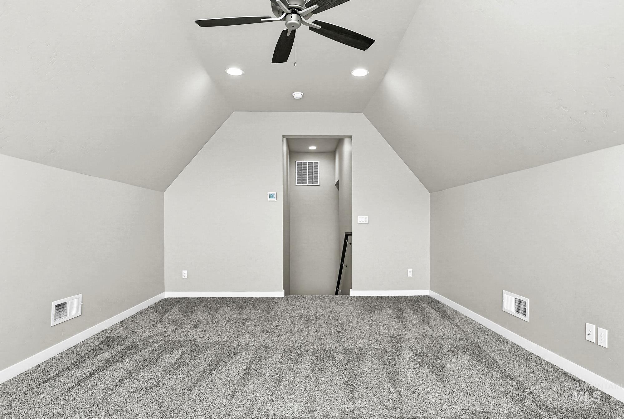 10455 Loneleaf Dr, Nampa, Idaho 83687, 3 Bedrooms, 2 Bathrooms, Residential For Sale, Price $515,000, 99001423