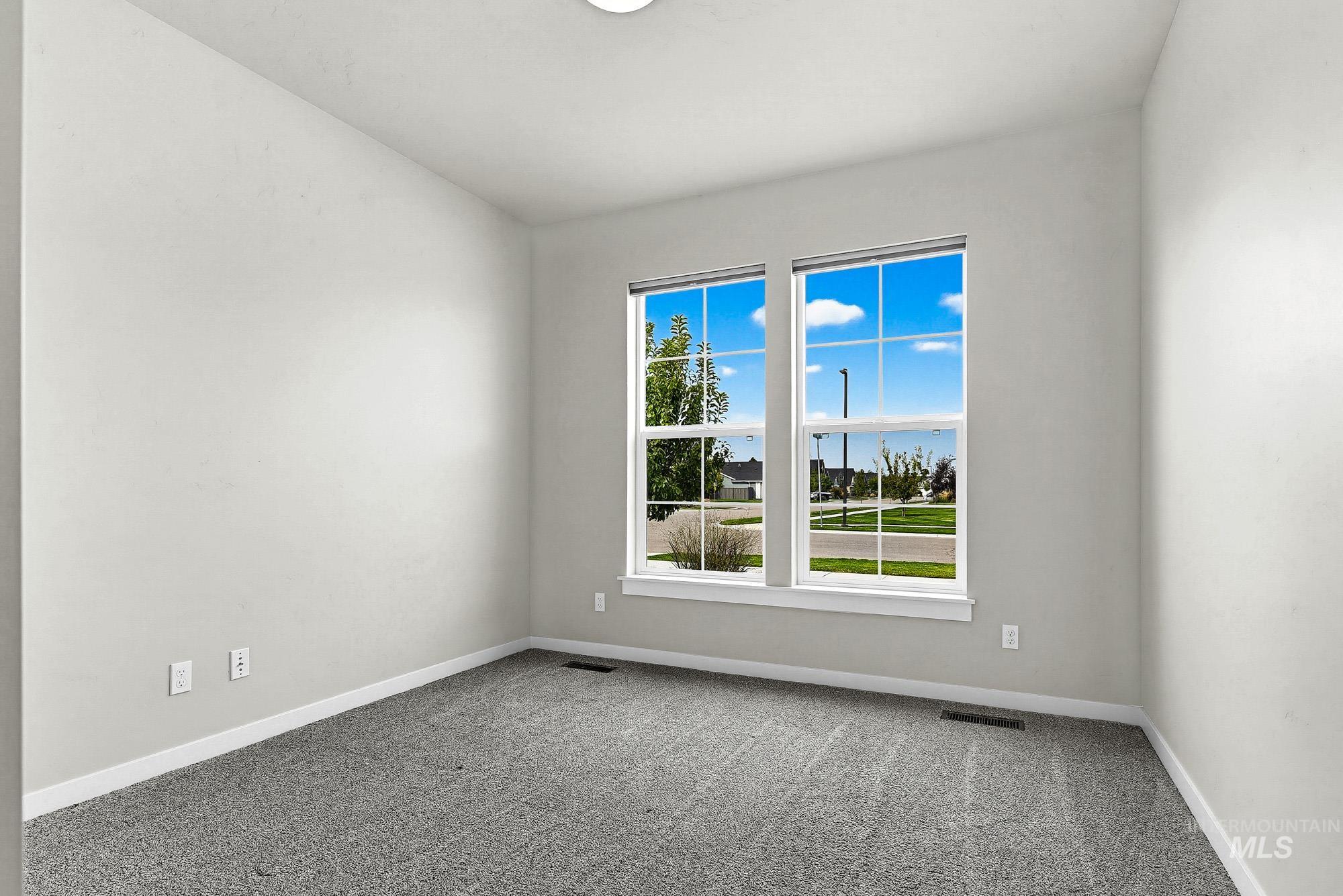 10455 Loneleaf Dr, Nampa, Idaho 83687, 3 Bedrooms, 2 Bathrooms, Residential For Sale, Price $515,000, 99001423