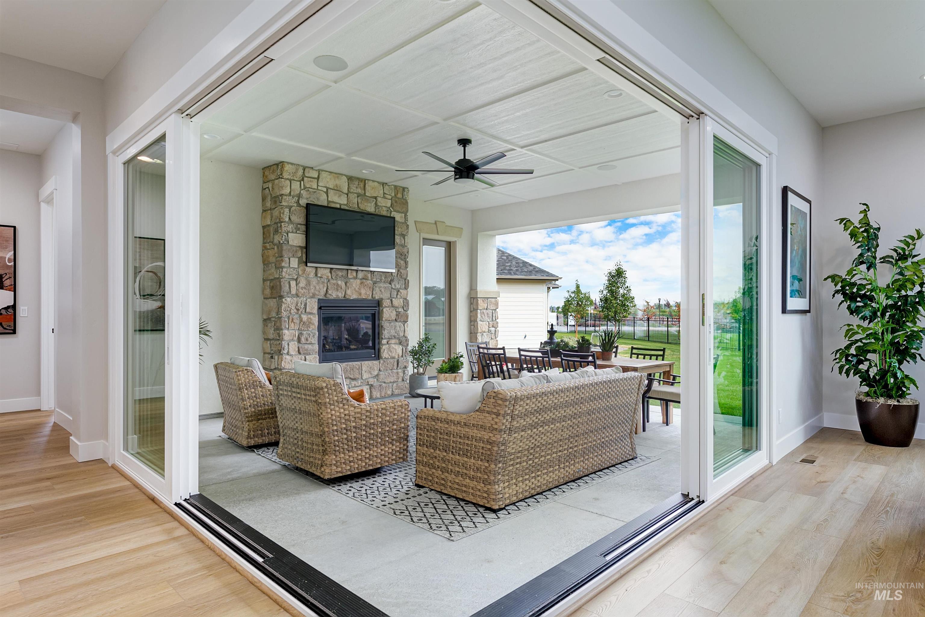 4357 W Estuary Ct., Eagle, Idaho 83616, 4 Bedrooms, 4.5 Bathrooms, Residential For Sale, Price $1,405,761,MLS 99001426