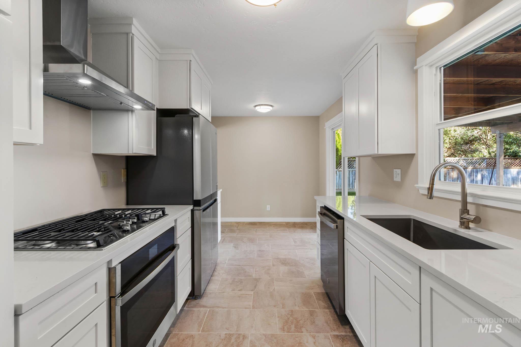 1905 W Bedford, Boise, Idaho 83705, 3 Bedrooms, 2 Bathrooms, Residential For Sale, Price $514,900, 99001427