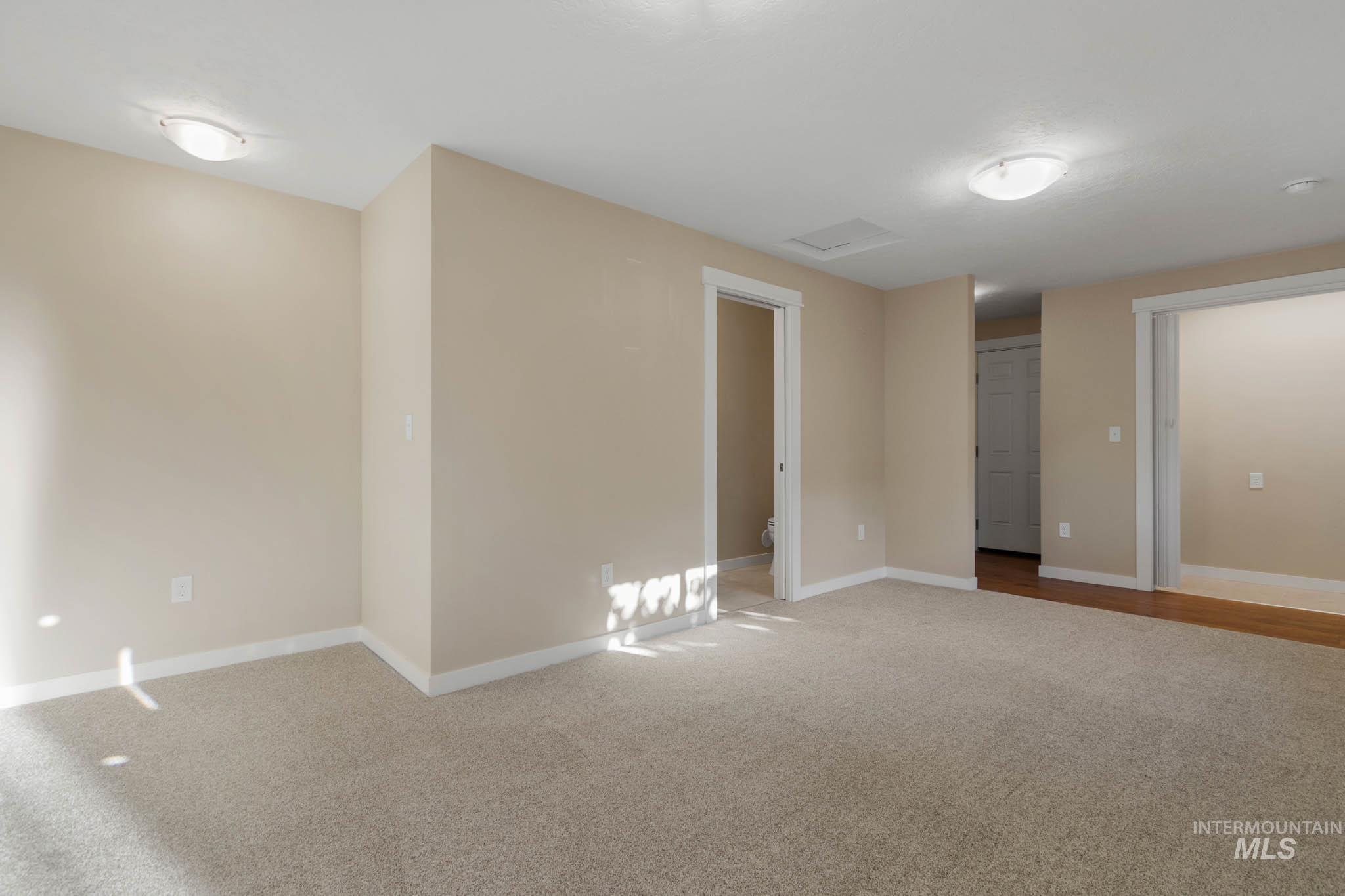 1905 W Bedford, Boise, Idaho 83705, 3 Bedrooms, 2 Bathrooms, Residential For Sale, Price $514,900, 99001427